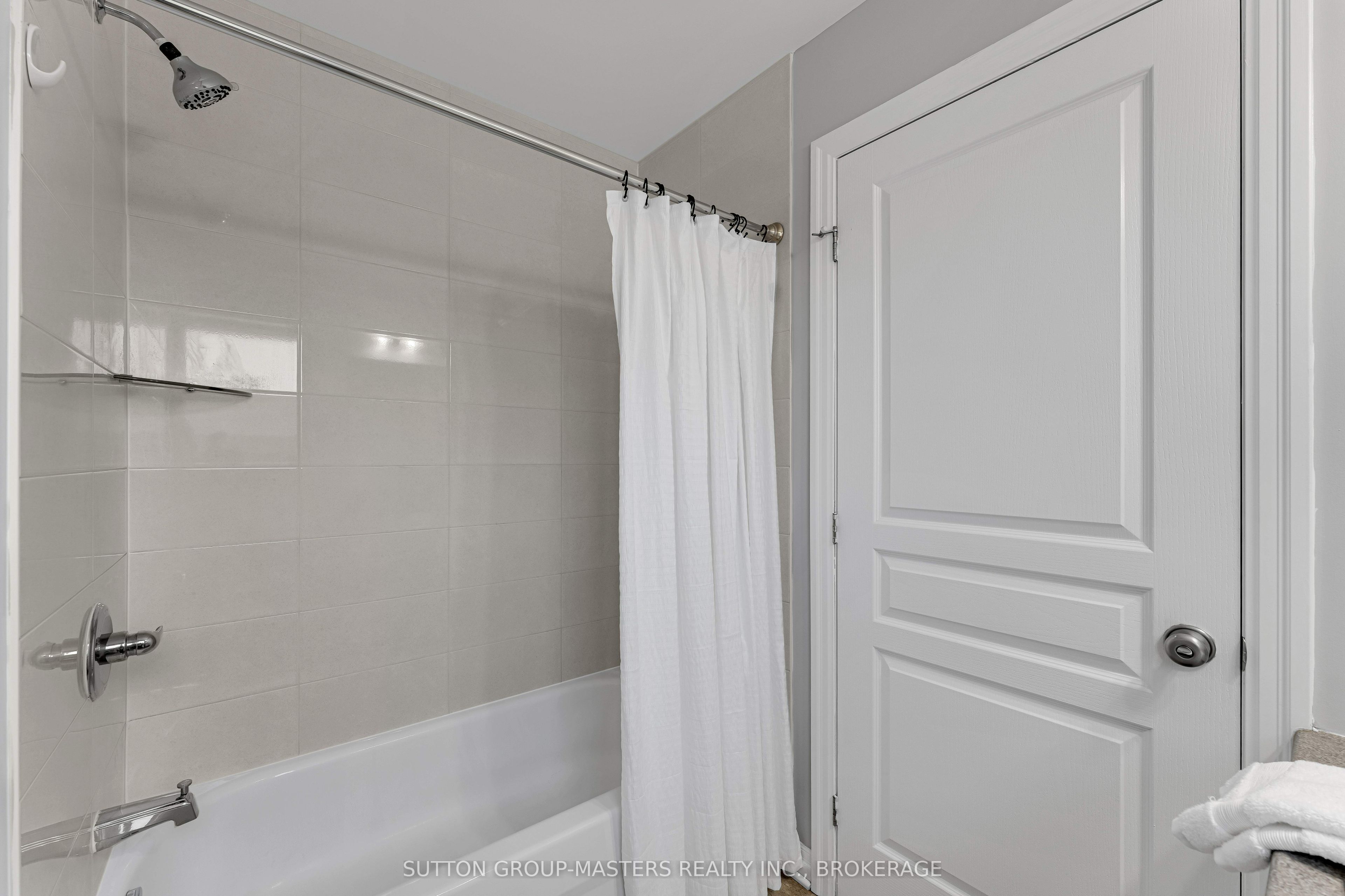 1209 Carfa Crescent Property Photo 32