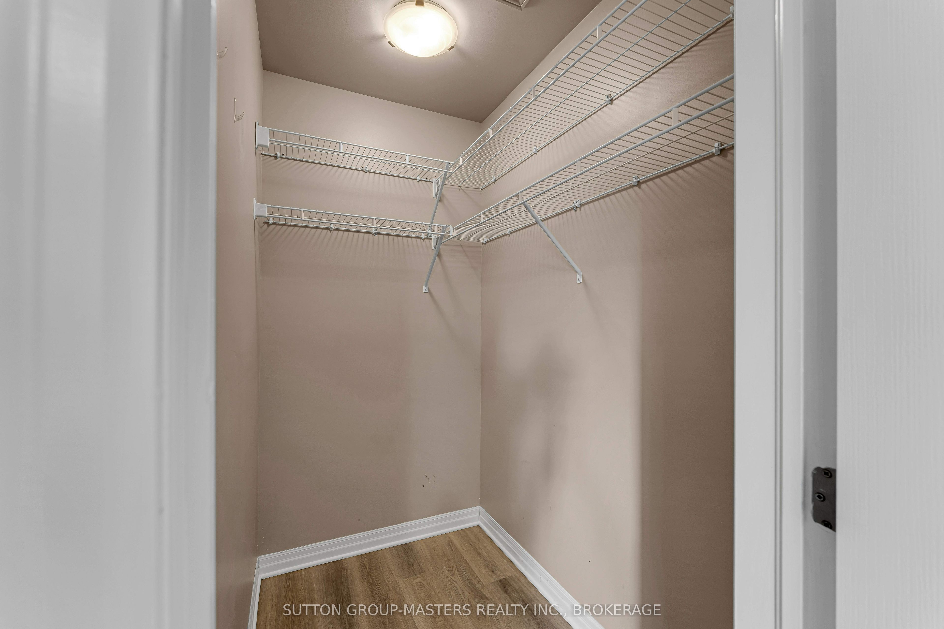 1209 Carfa Crescent Property Photo 33
