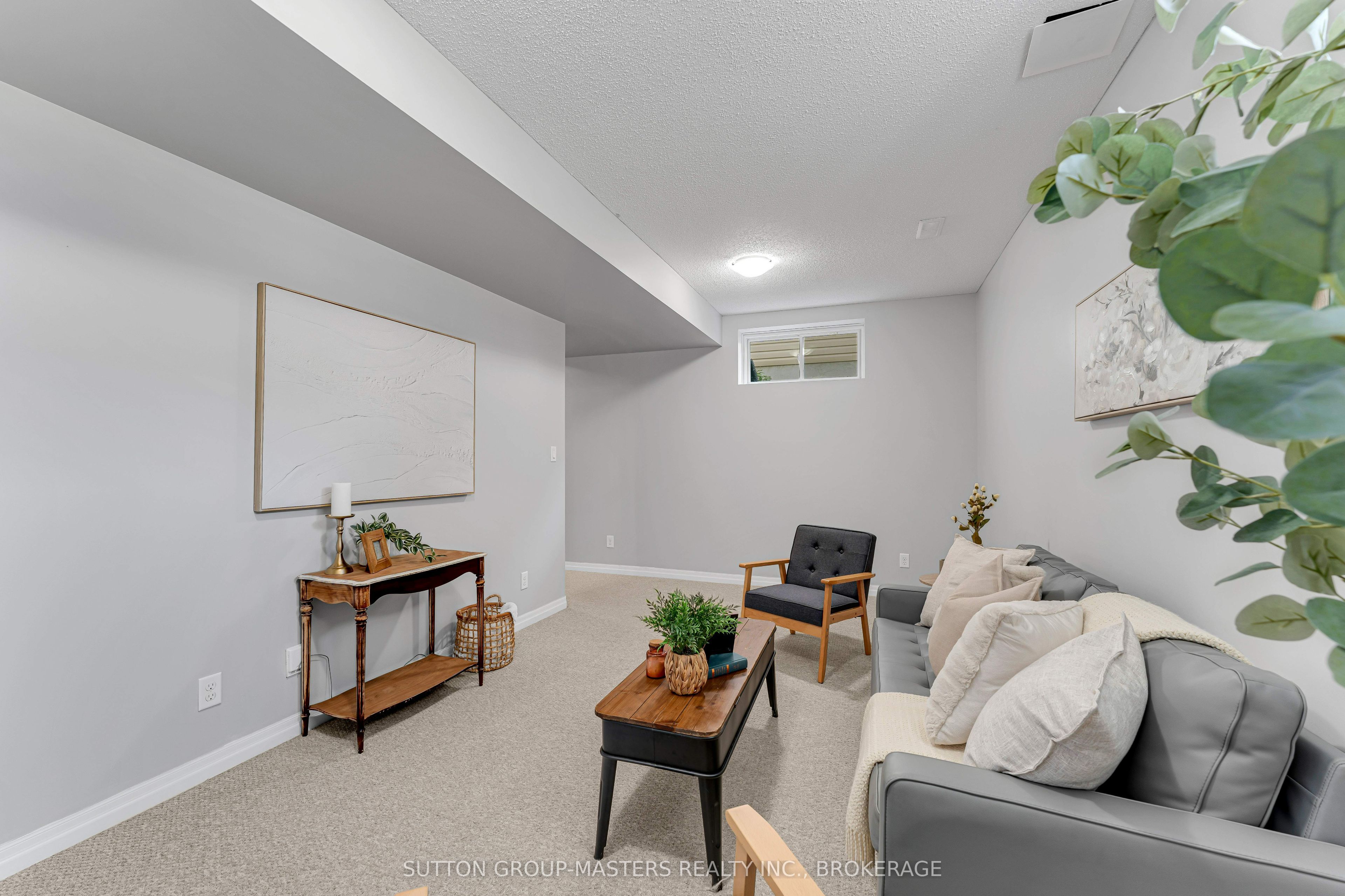 1209 Carfa Crescent Property Photo 38