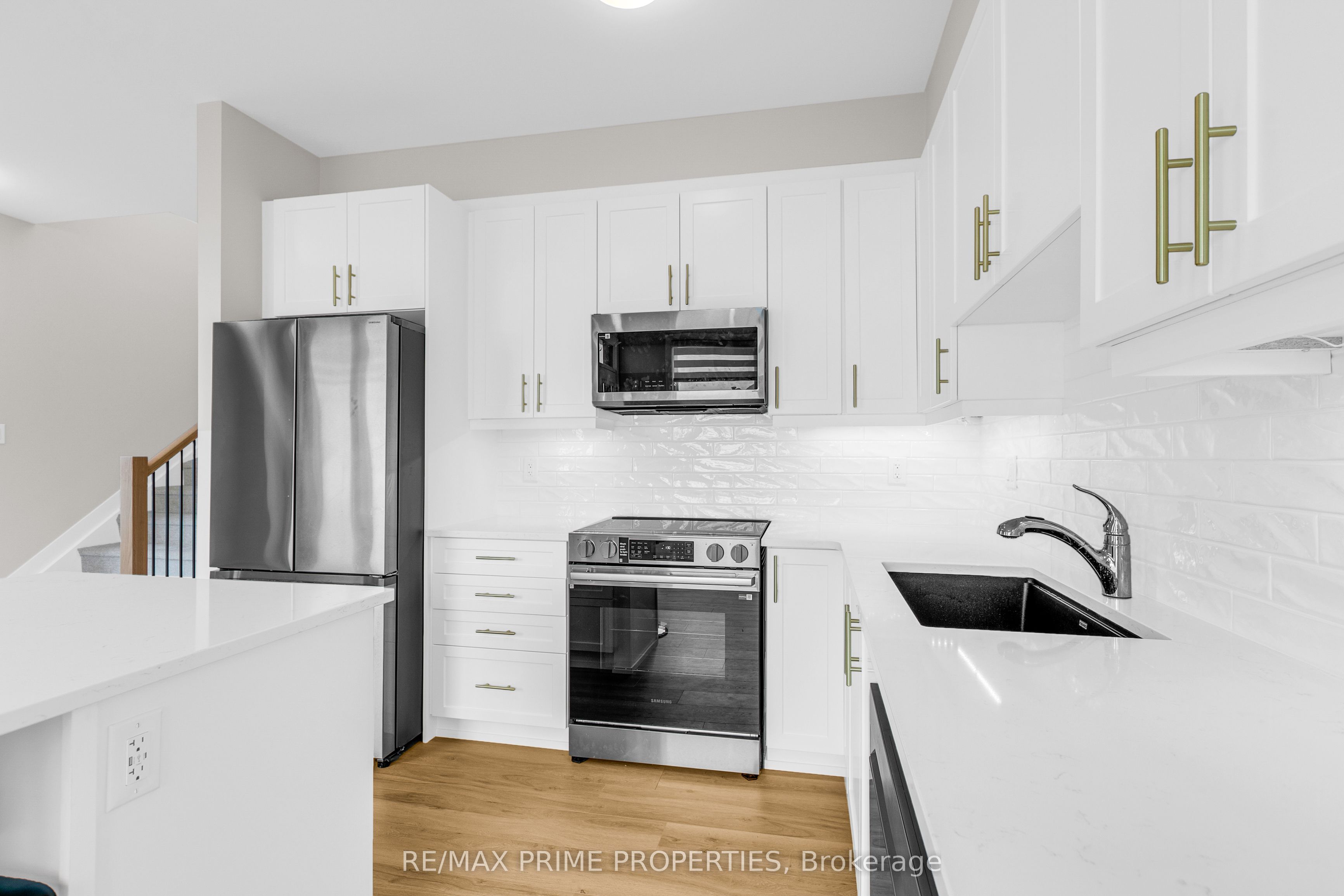745 Haflinger Row Property Photo 15