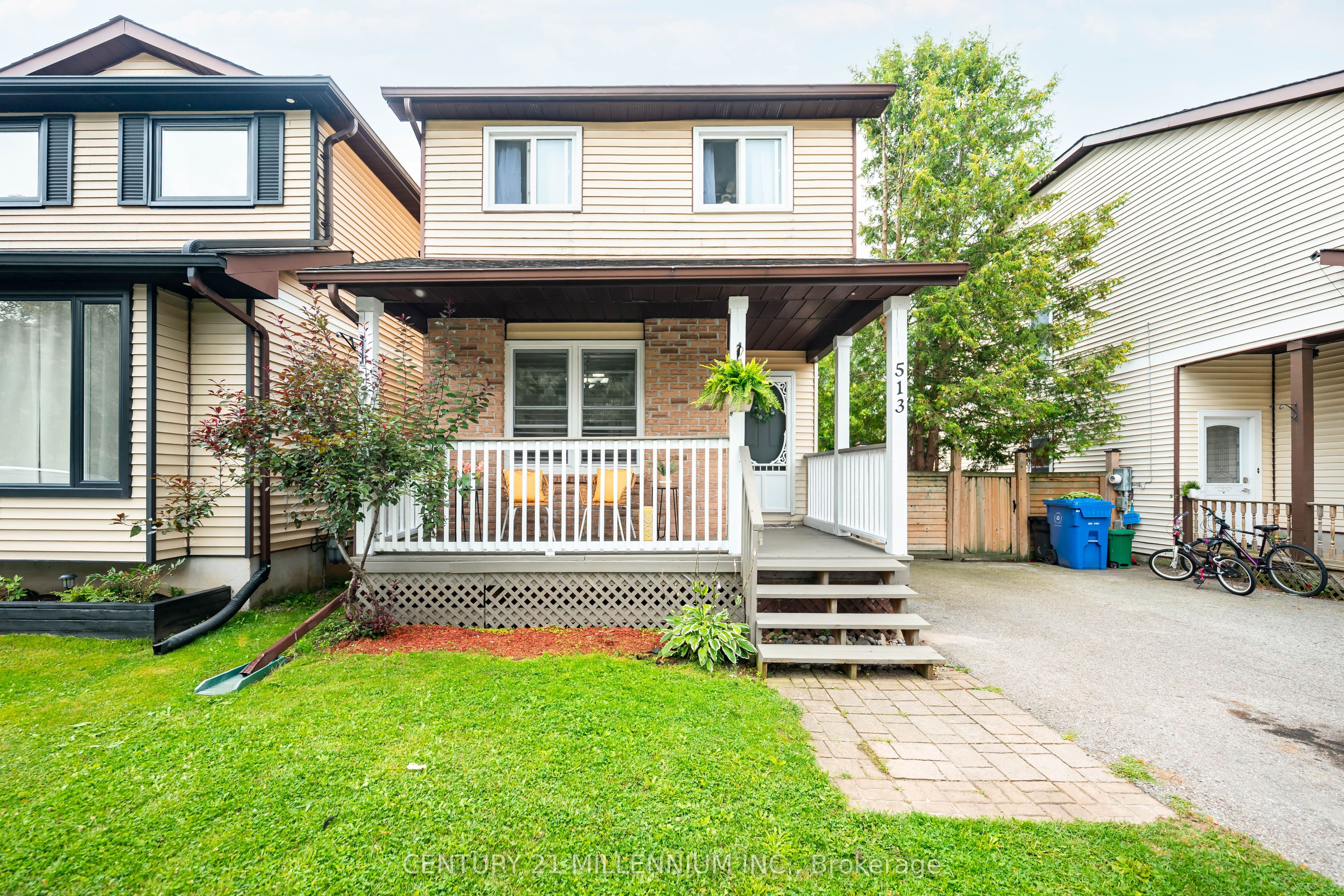 513 Pineview Gardens Property Photo 3