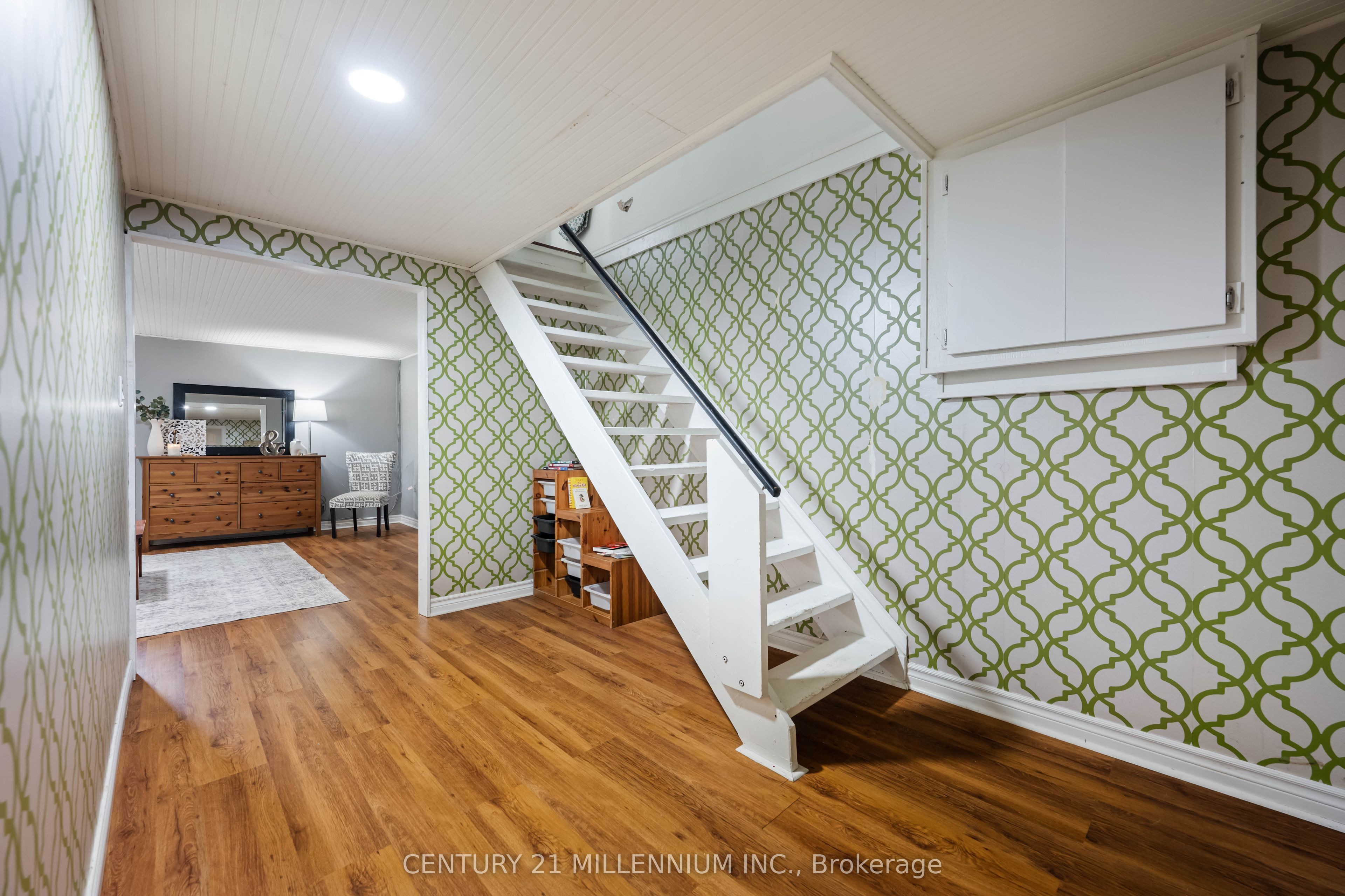 513 Pineview Gardens Property Photo 22