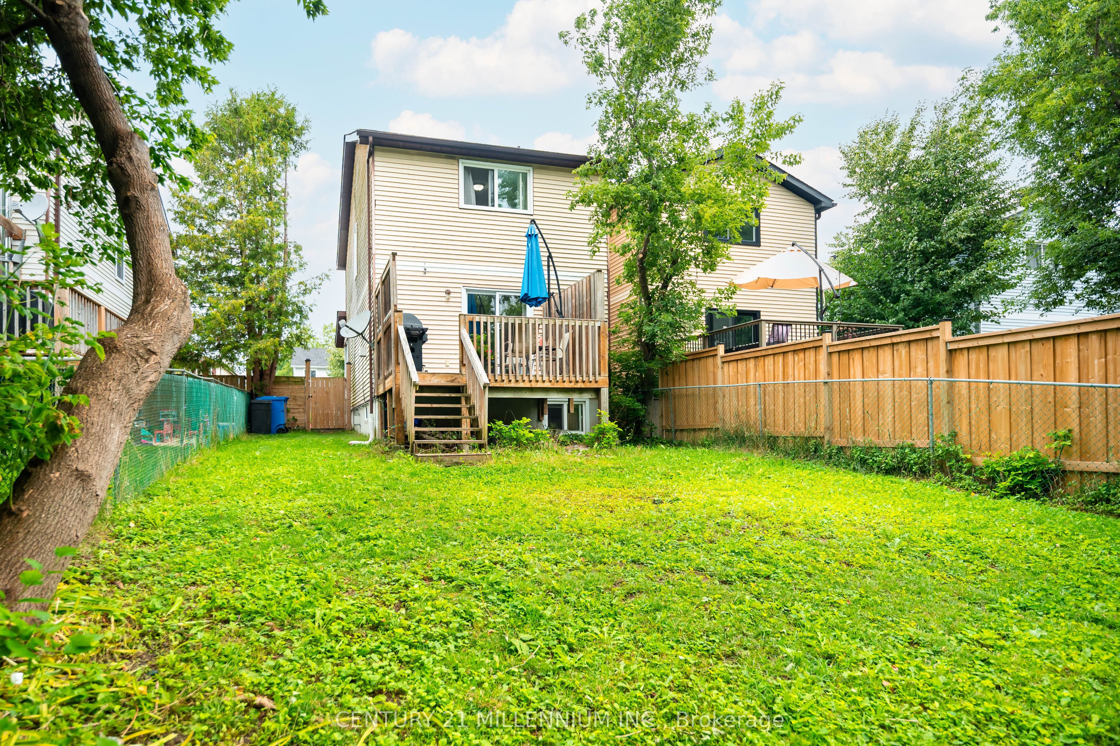 513 Pineview Gardens Property Photo 26