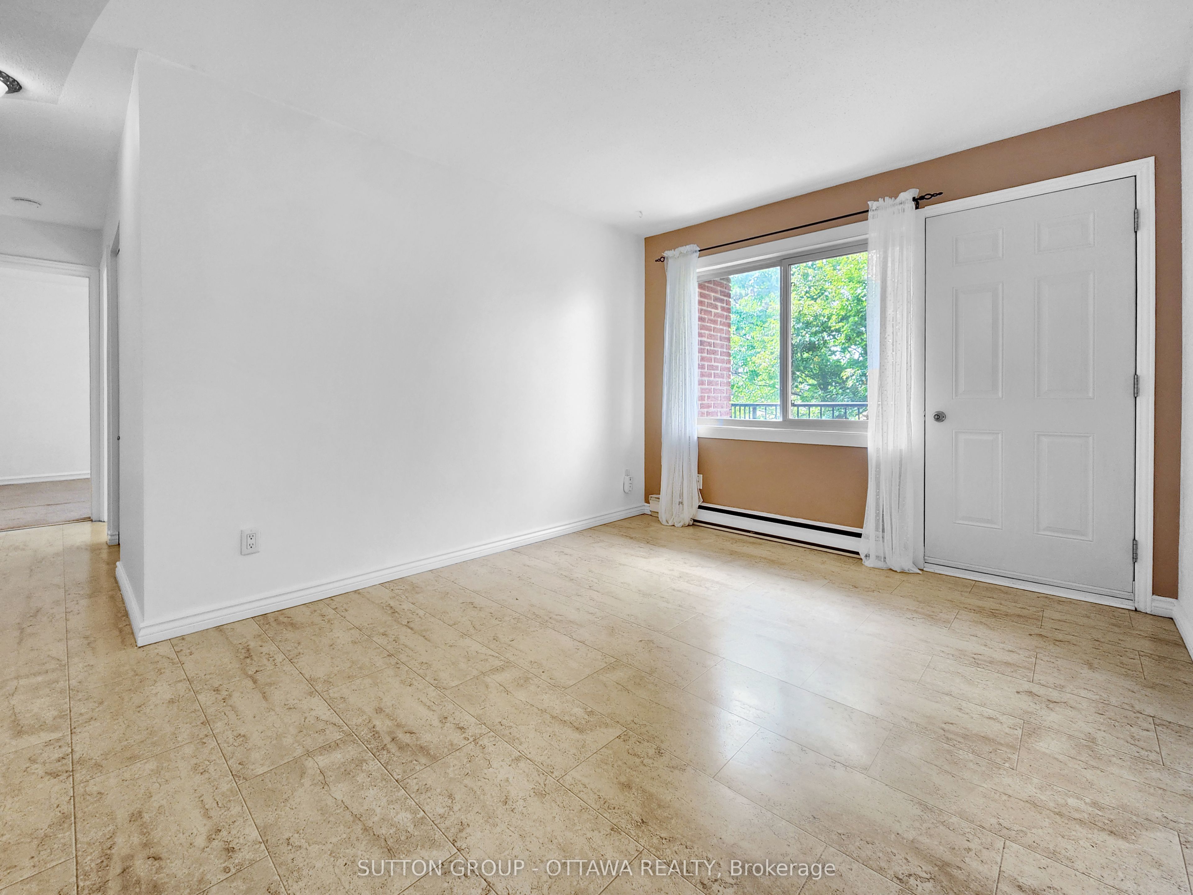 2044 Arrowsmith Drive 202a Property Photo 7