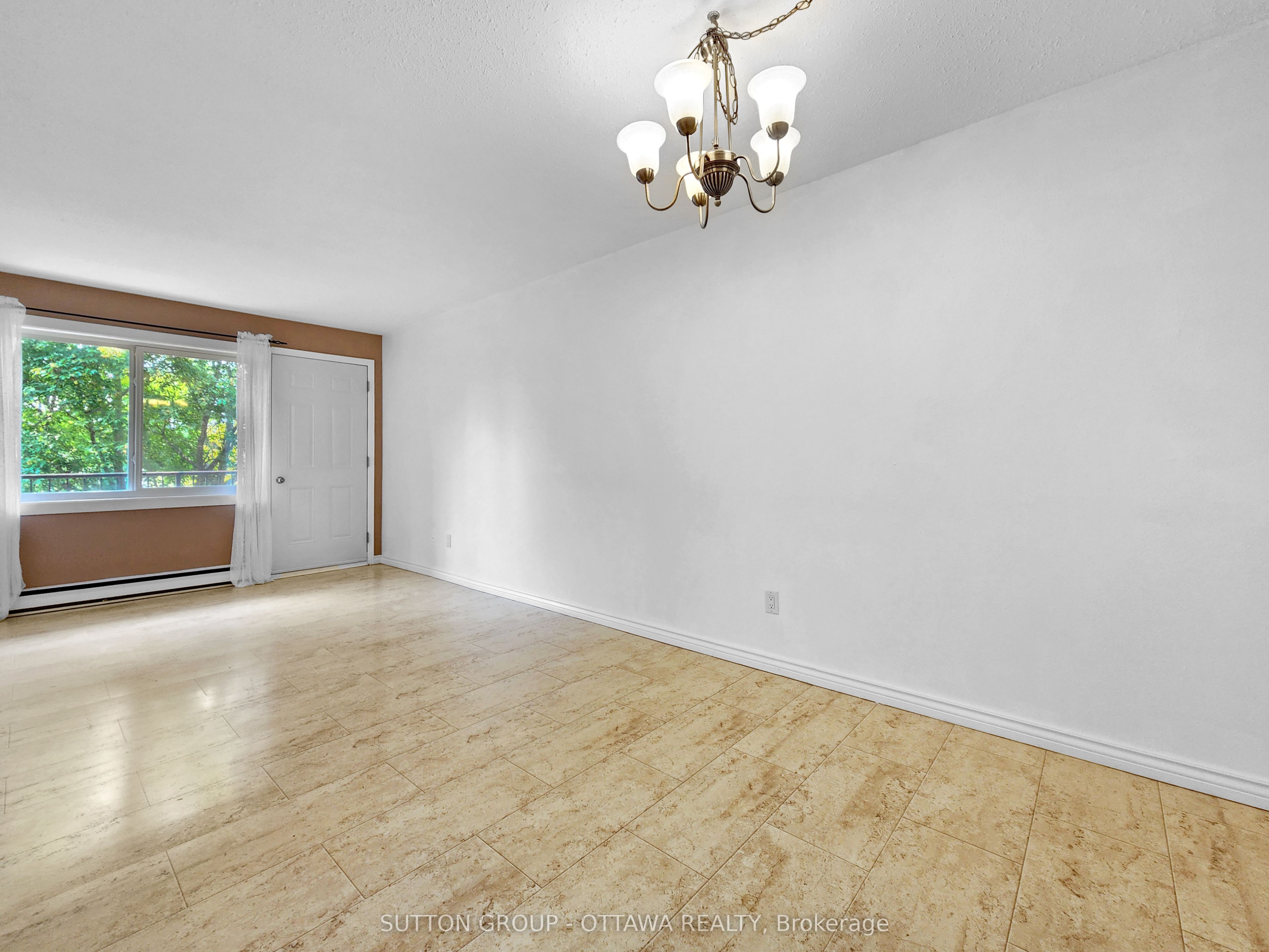 2044 Arrowsmith Drive 202a Property Photo 10