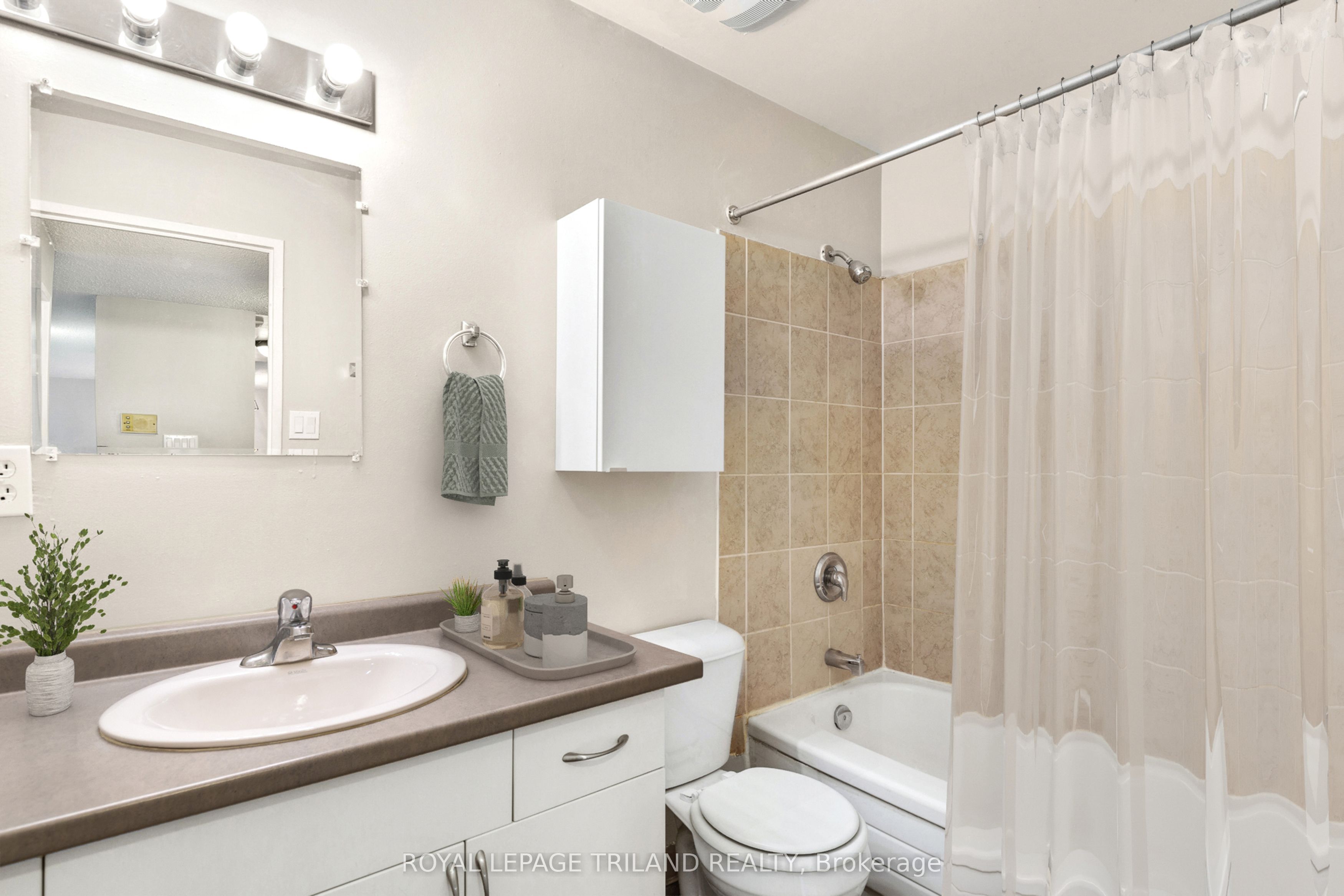 1584 Ernest Avenue 107 Property Photo 8