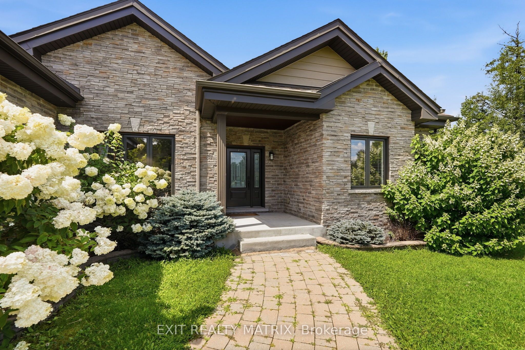 501 Du Parc Road Property Photo 4