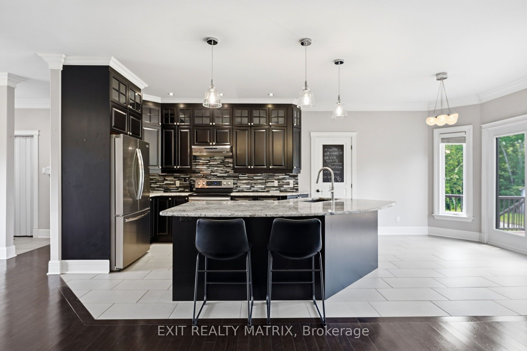 501 Du Parc Road Property Photo 15
