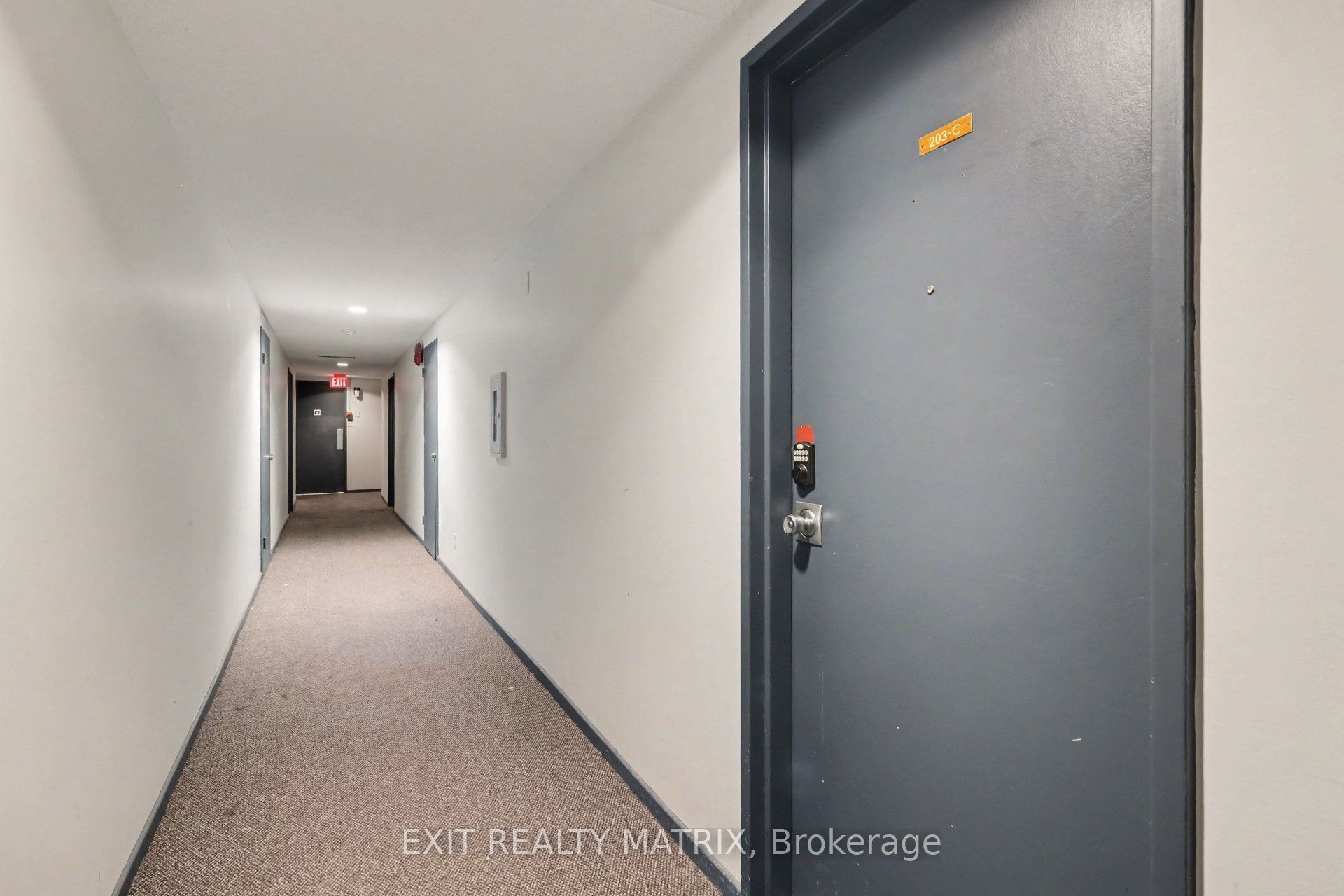 2044 Arrowsmith Drive 203 C Property Photo 3