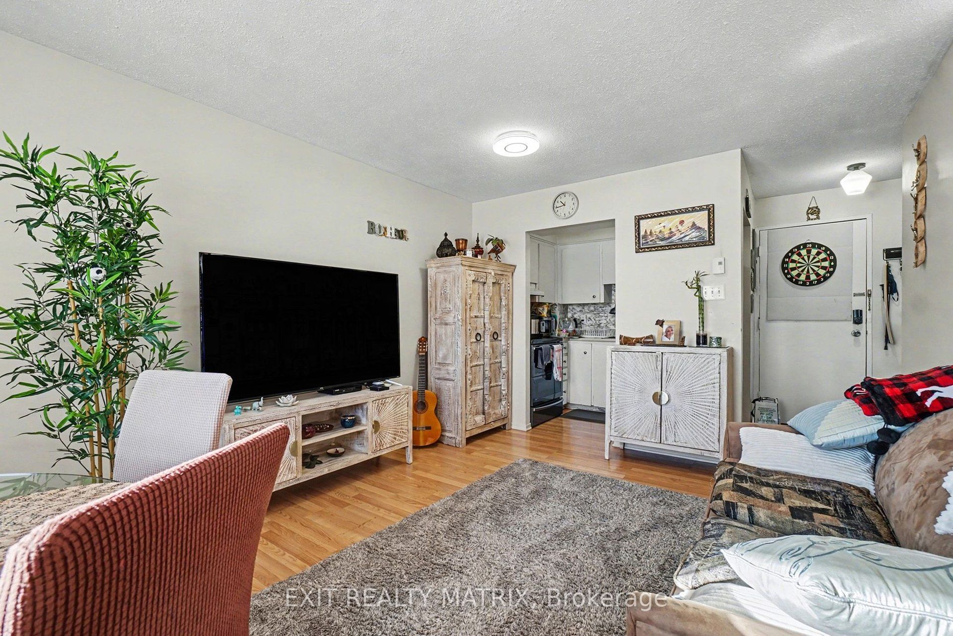2044 Arrowsmith Drive 203 C Property Photo 9