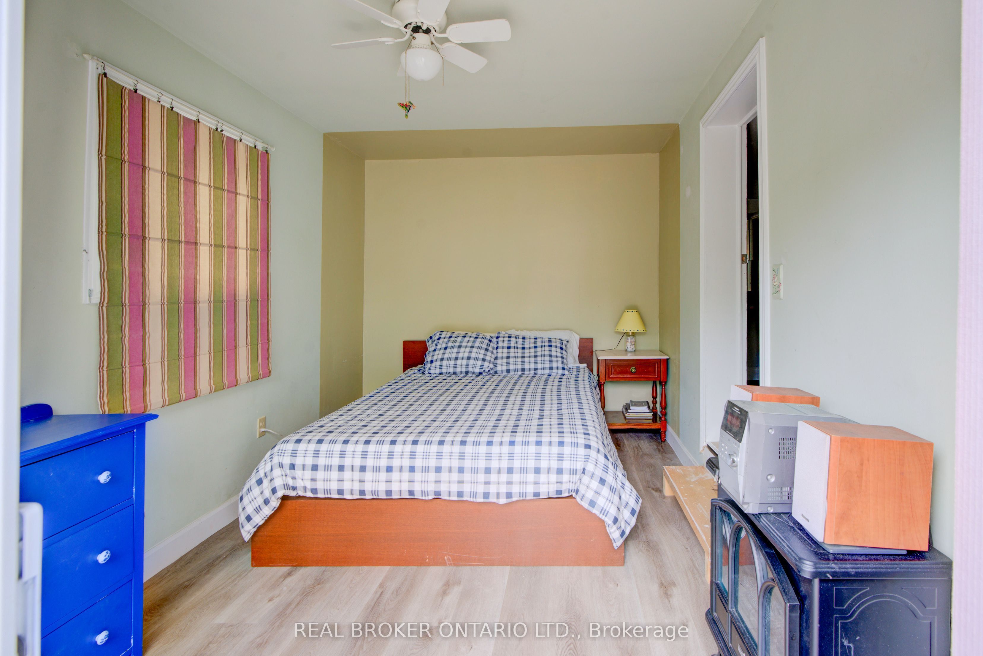 1180 Guigue Road Property Photo 15
