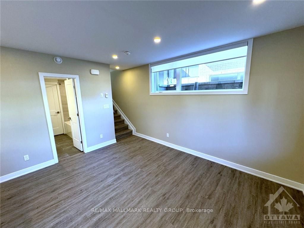 320 Mona Avenue B Property Photo 3