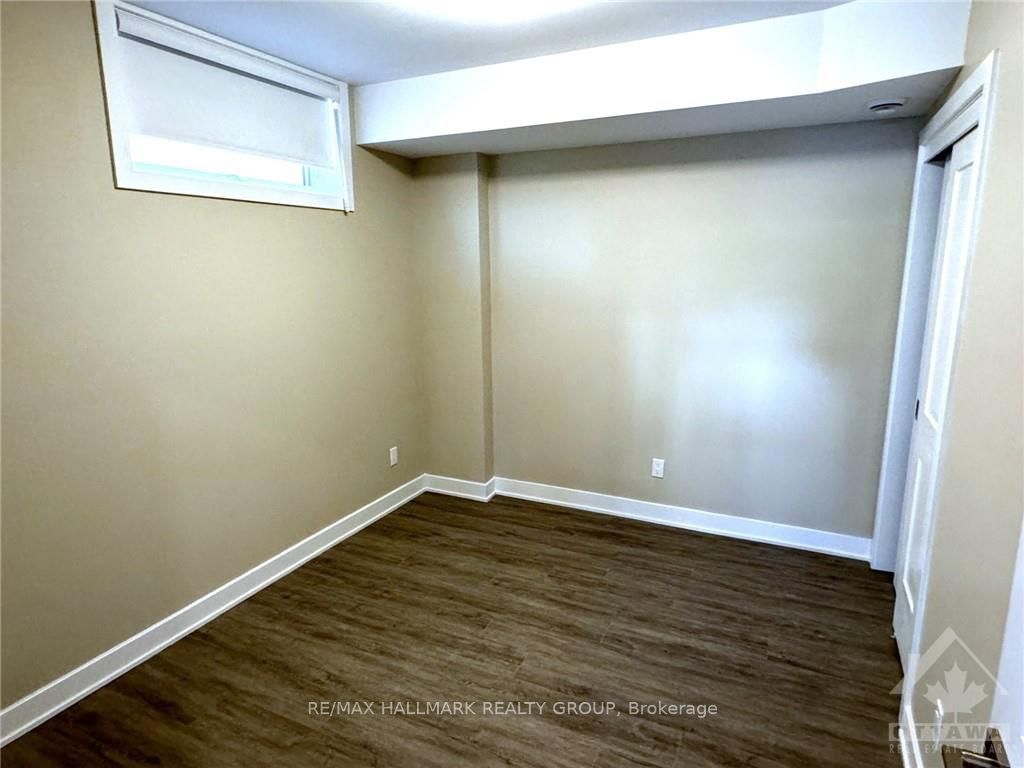 320 Mona Avenue B Property Photo 13