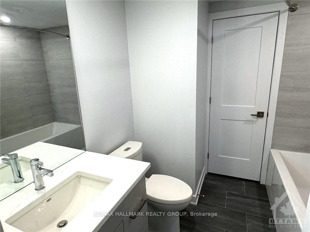 320 Mona Avenue B Property Photo 15