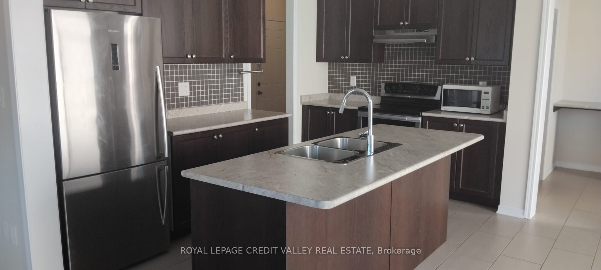 76 Fleming Crescent Property Photo 1
