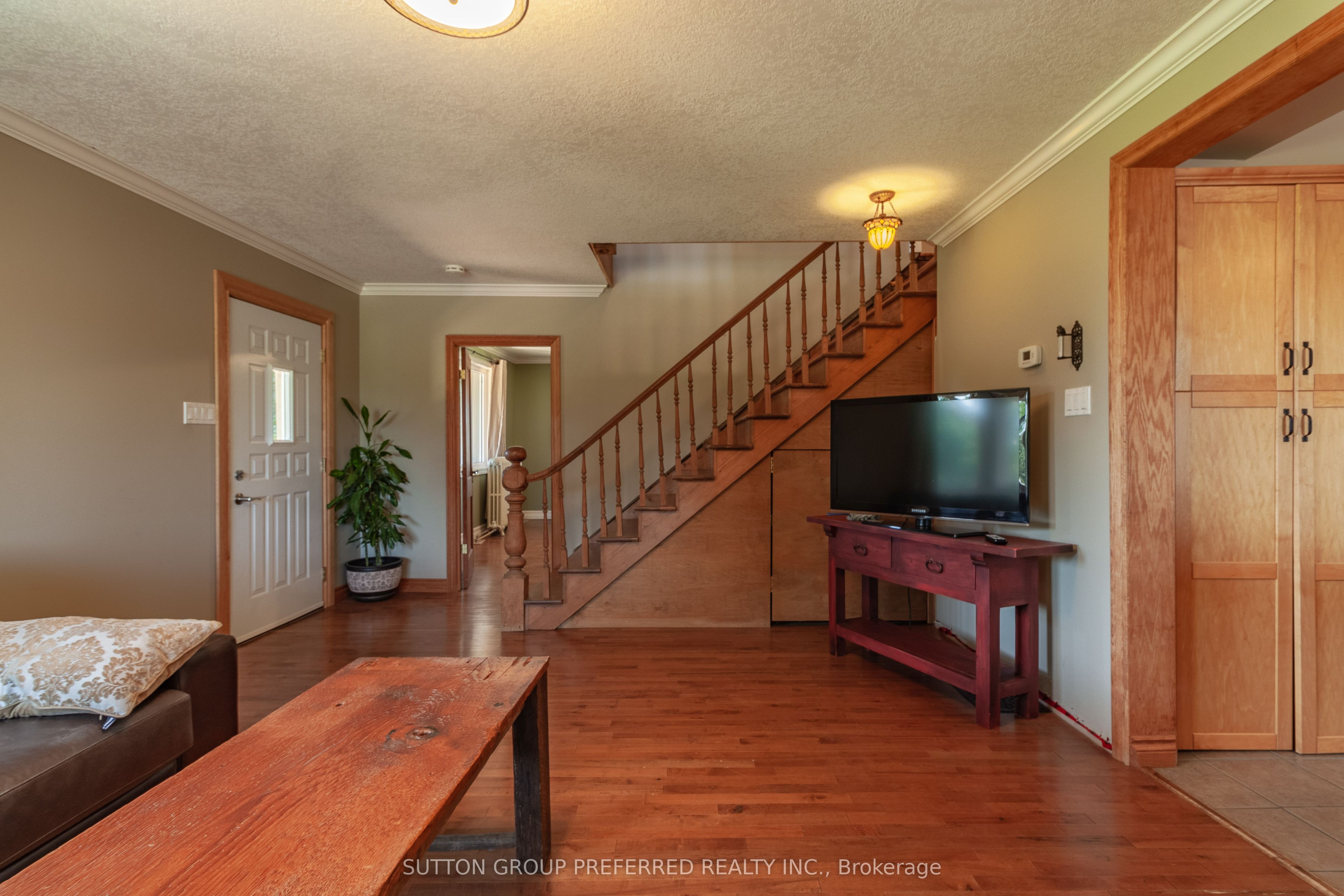 47094 Lyons Line Property Photo 6