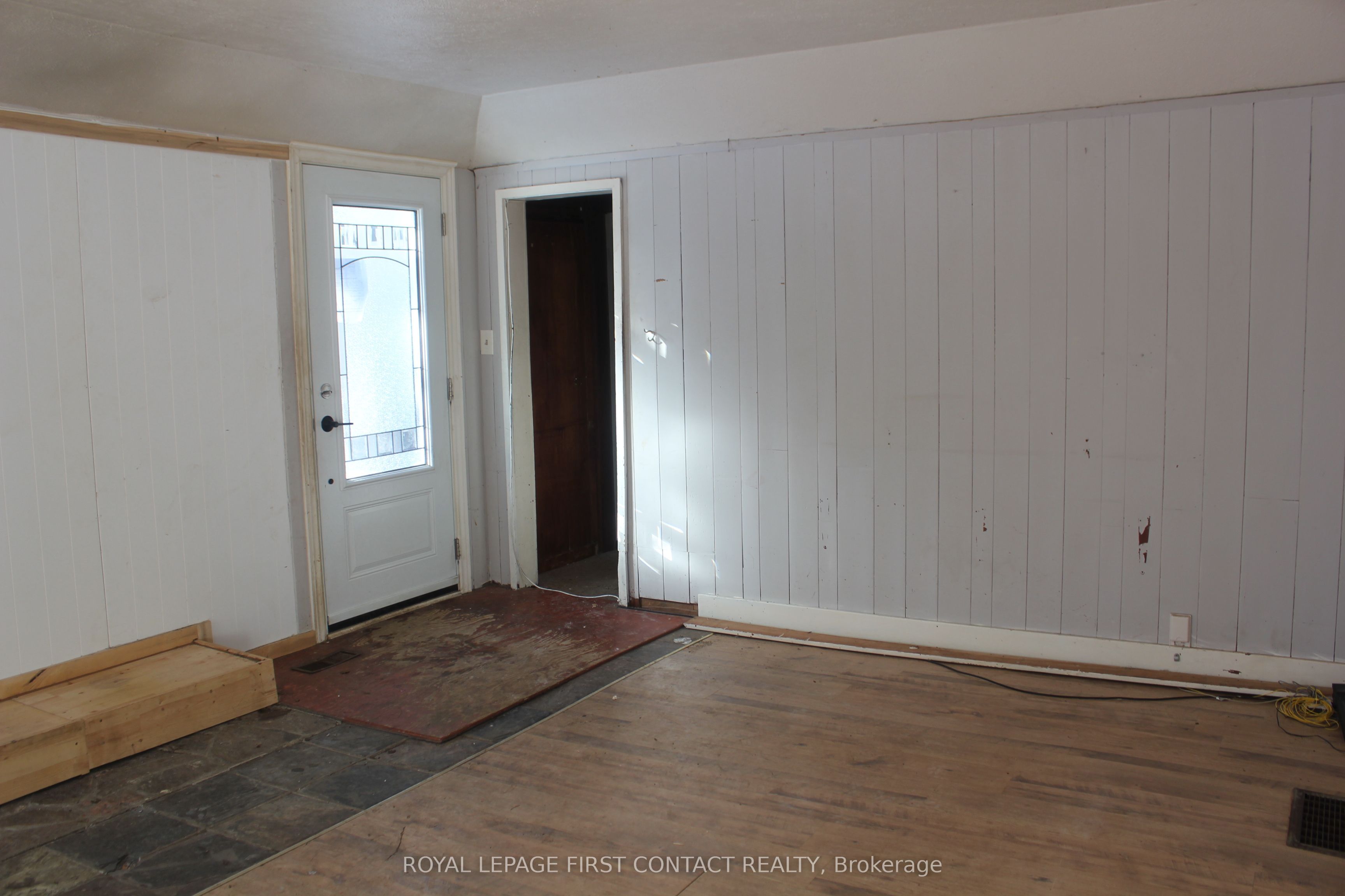 47 Riverside Drive Property Photo 5