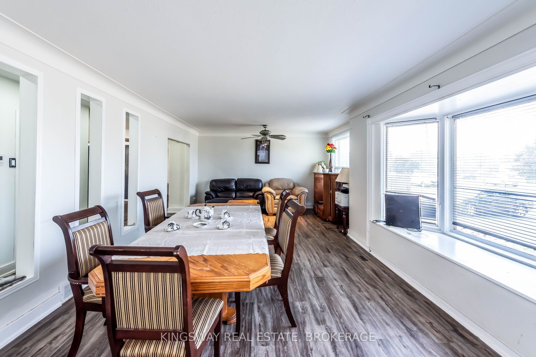 556 Barton Street E Property Photo 7