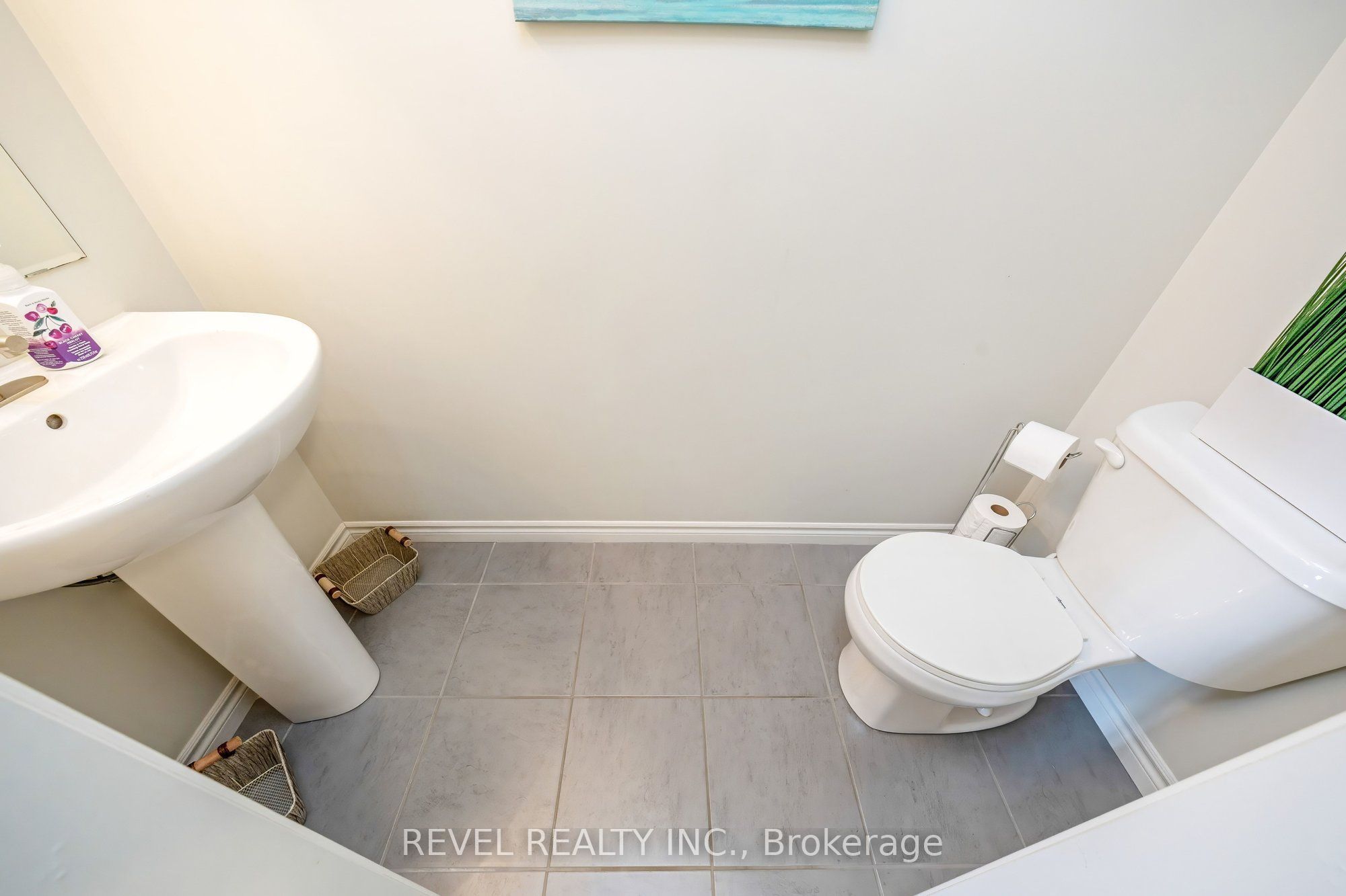 19b Guthrie Lane Property Photo 18