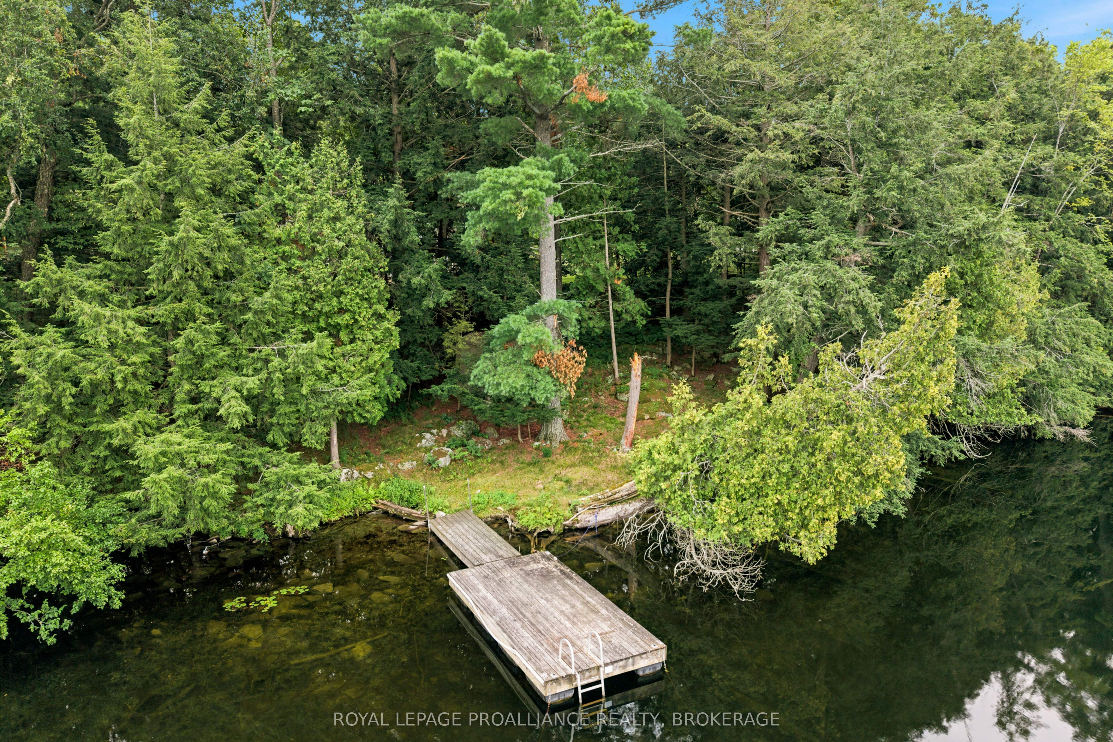 1082 Spring Mill Lane Property Photo 8