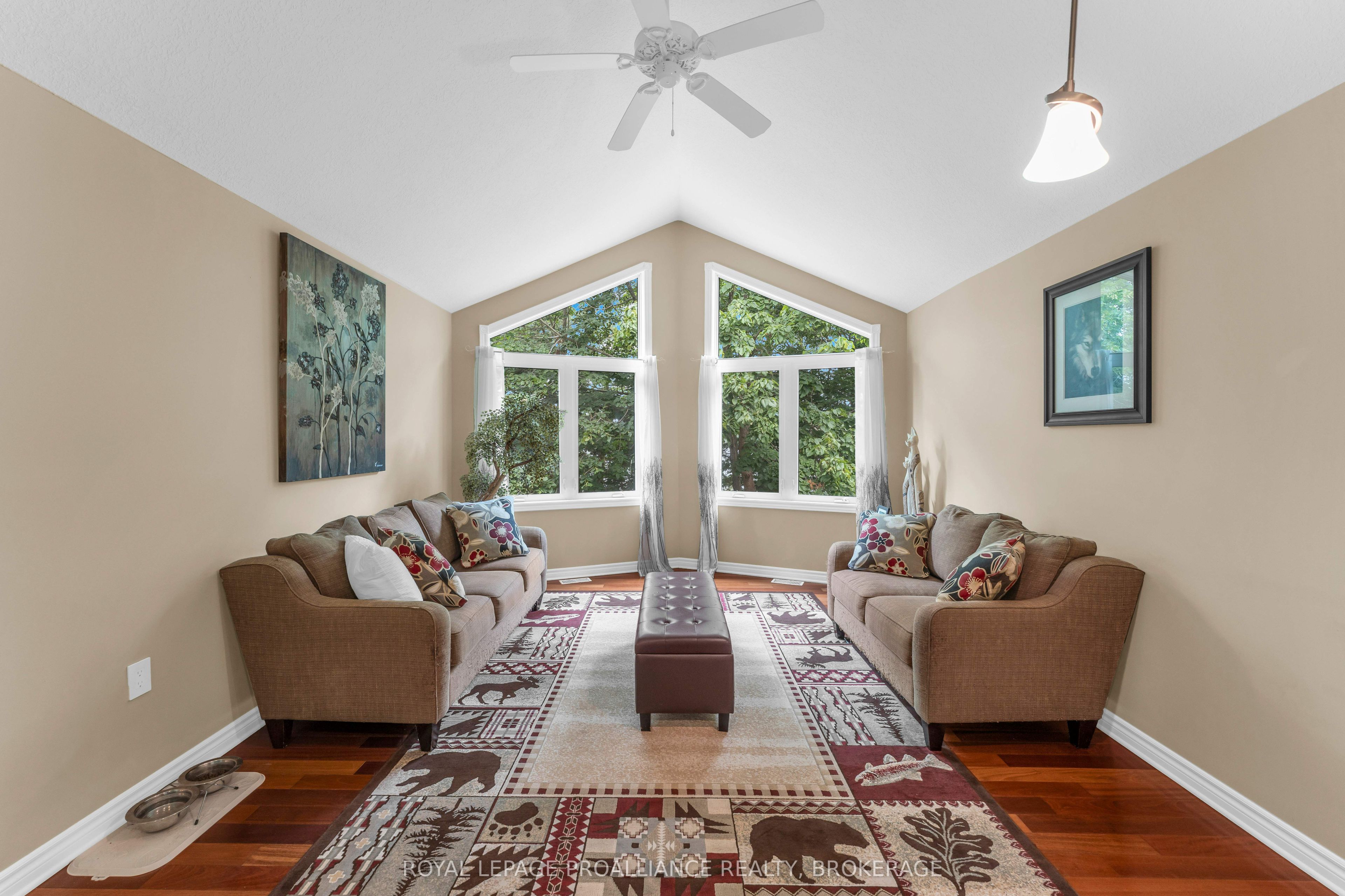 1082 Spring Mill Lane Property Photo 17