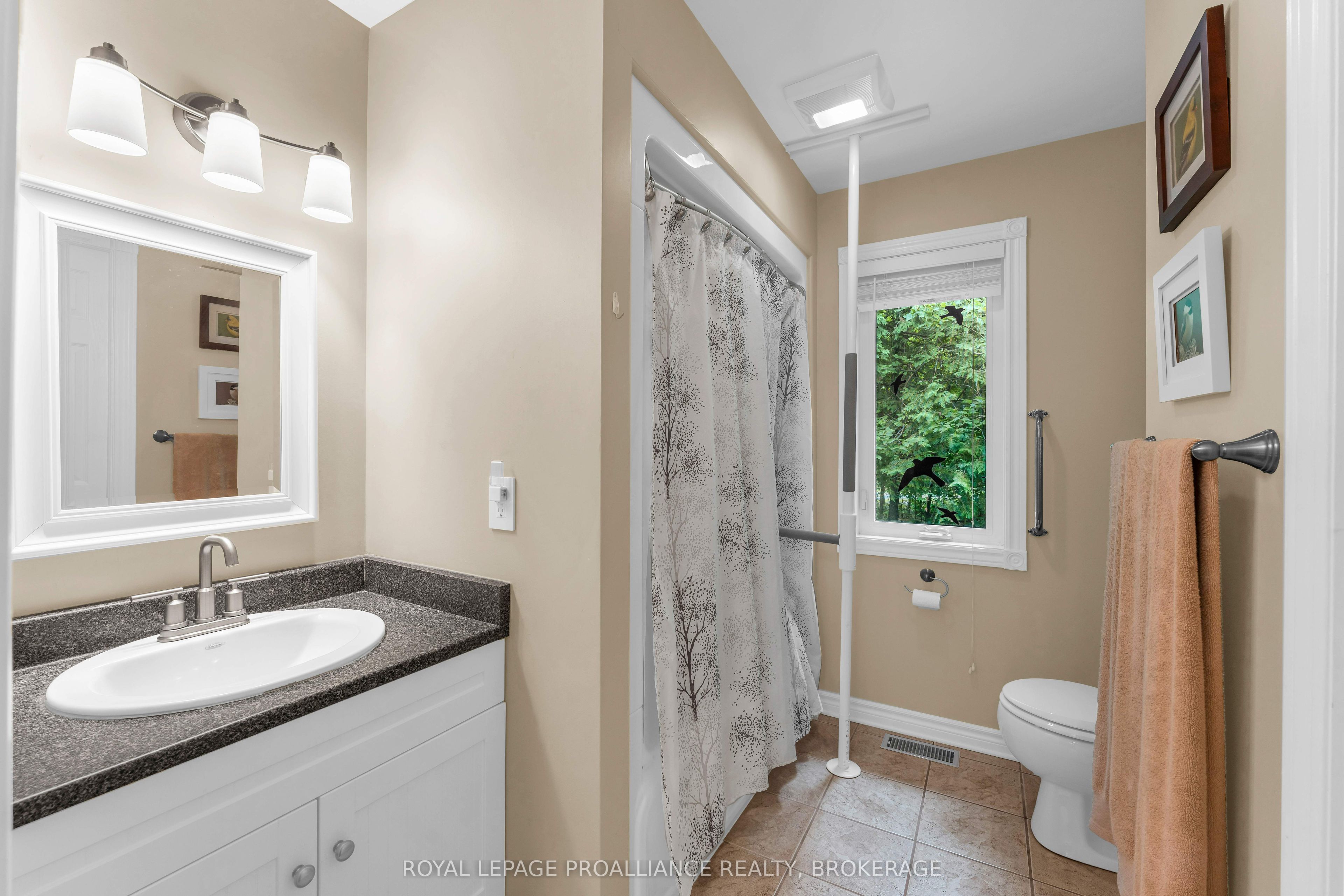 1082 Spring Mill Lane Property Photo 22