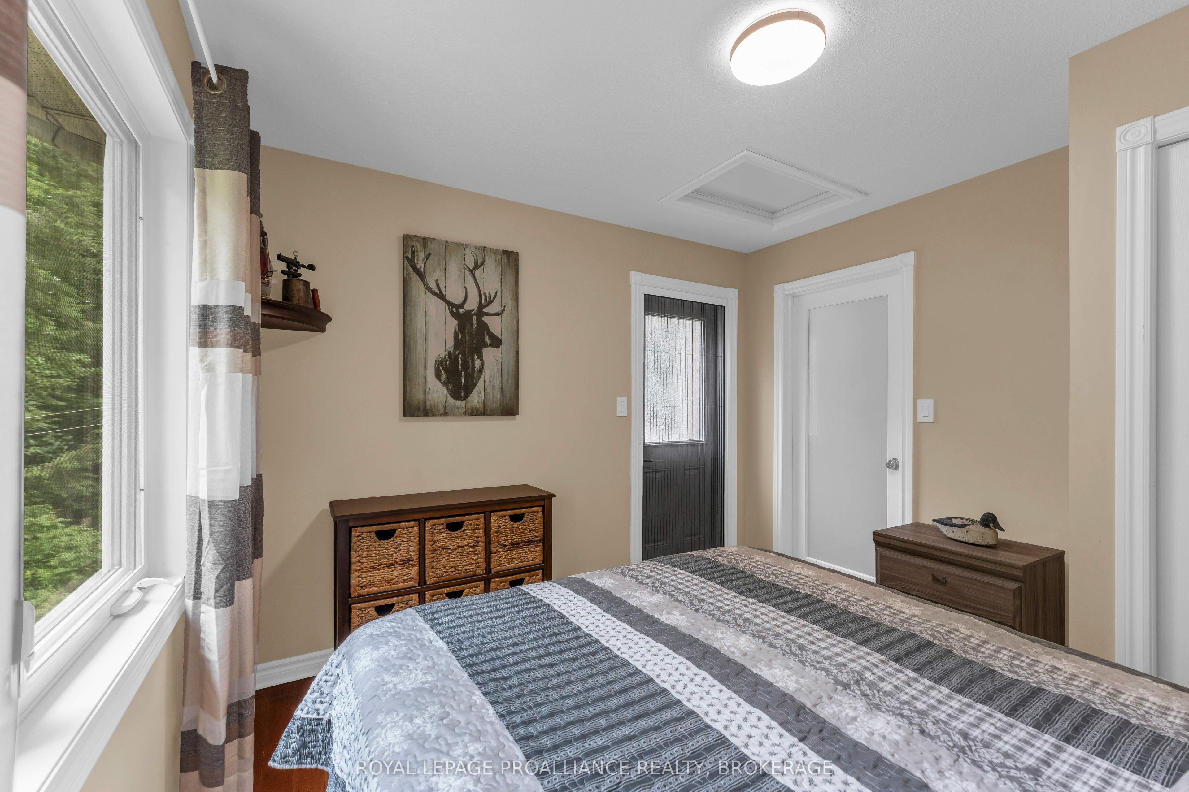 1082 Spring Mill Lane Property Photo 25