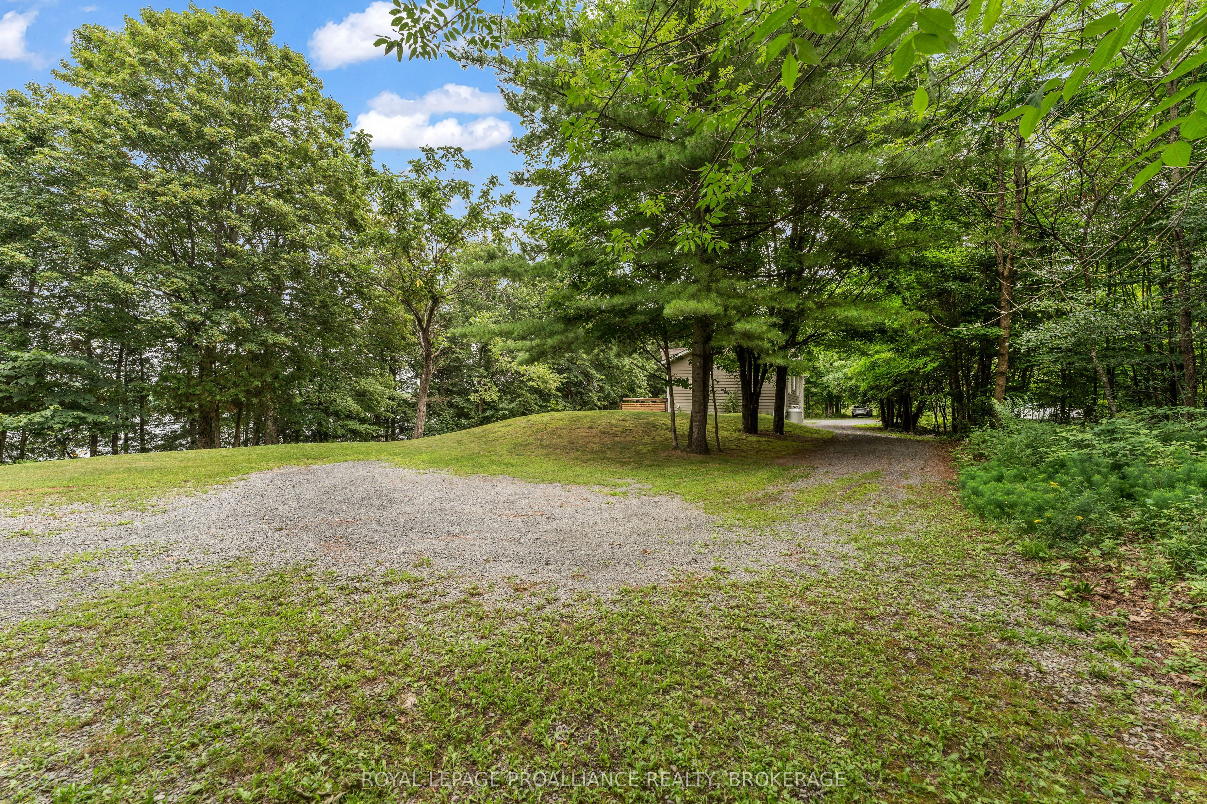 1082 Spring Mill Lane Property Photo 38
