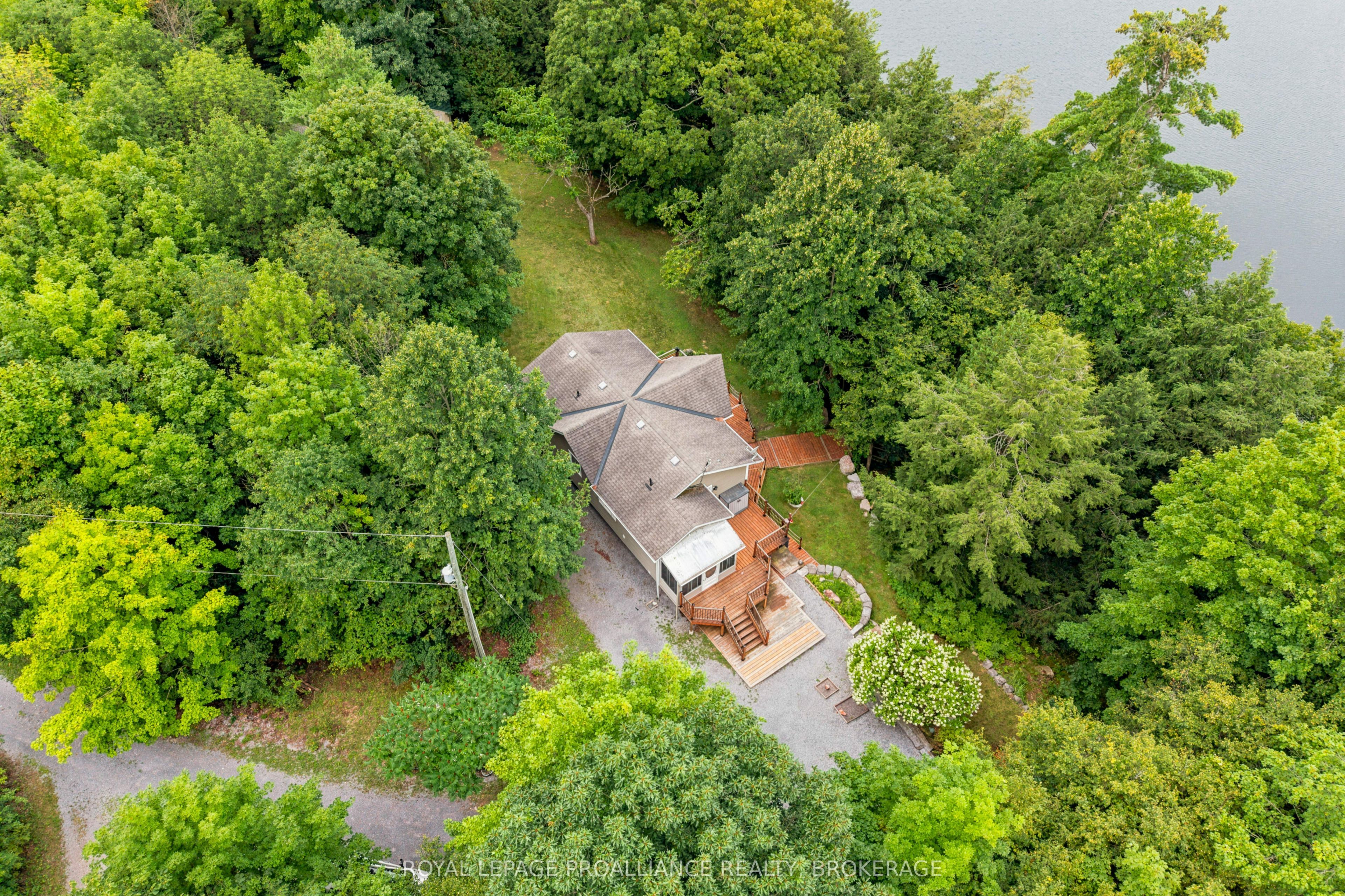 1082 Spring Mill Lane Property Photo 42