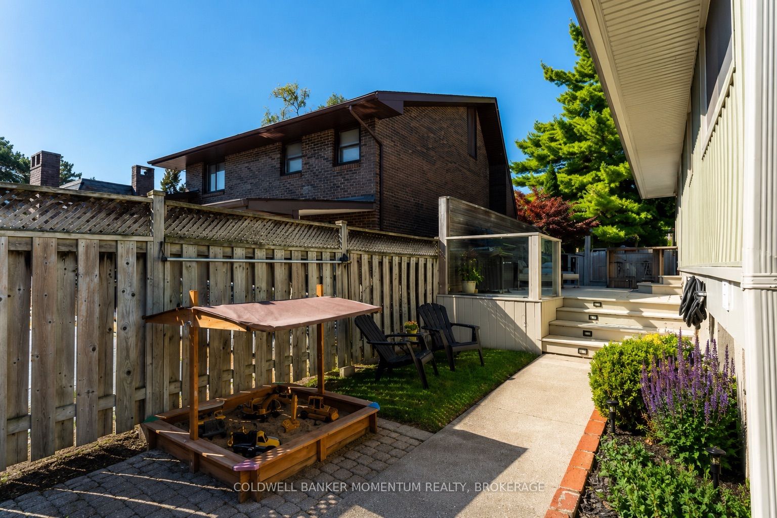 15 The Cedars Property Photo 33