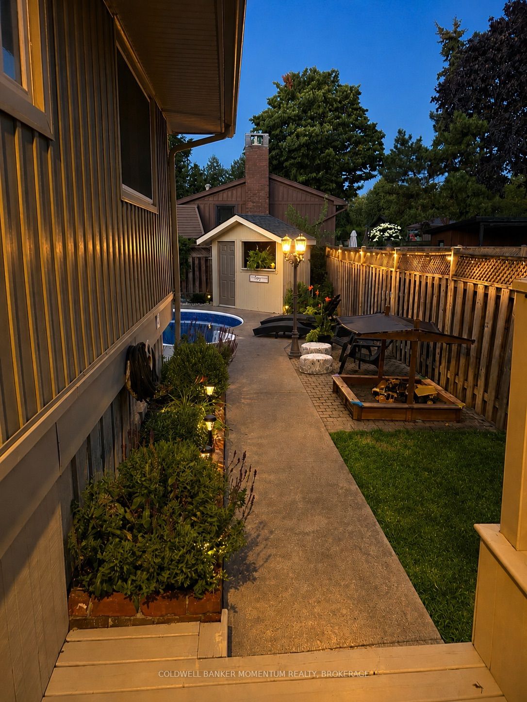 15 The Cedars Property Photo 35