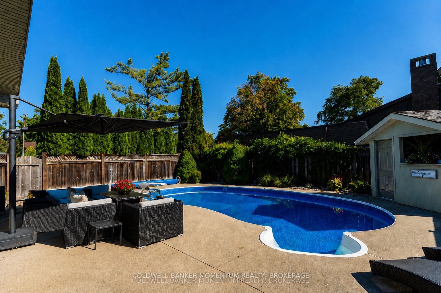 15 The Cedars Property Photo 43