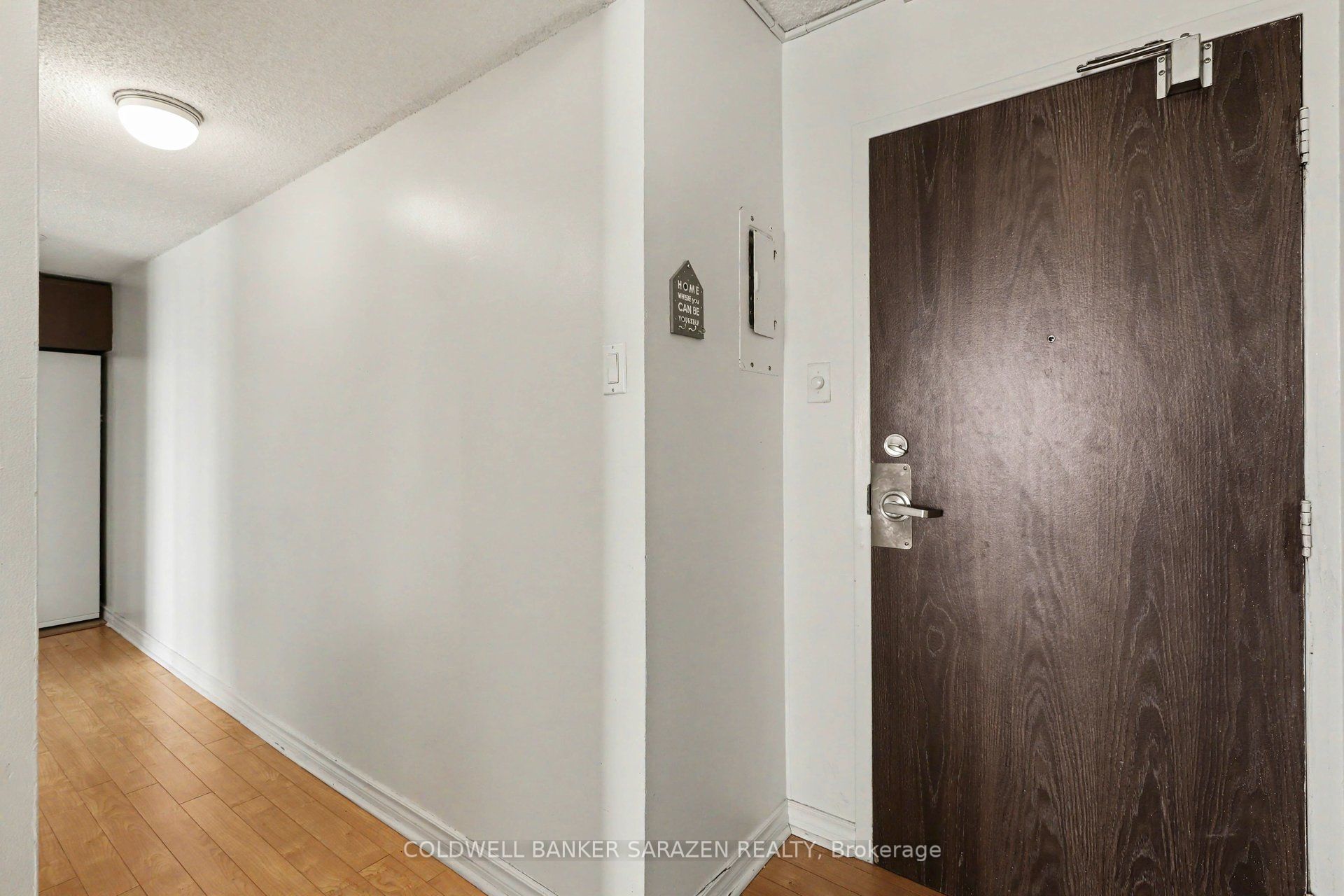 1785 Frobisher Lane 2001 Property Photo 4