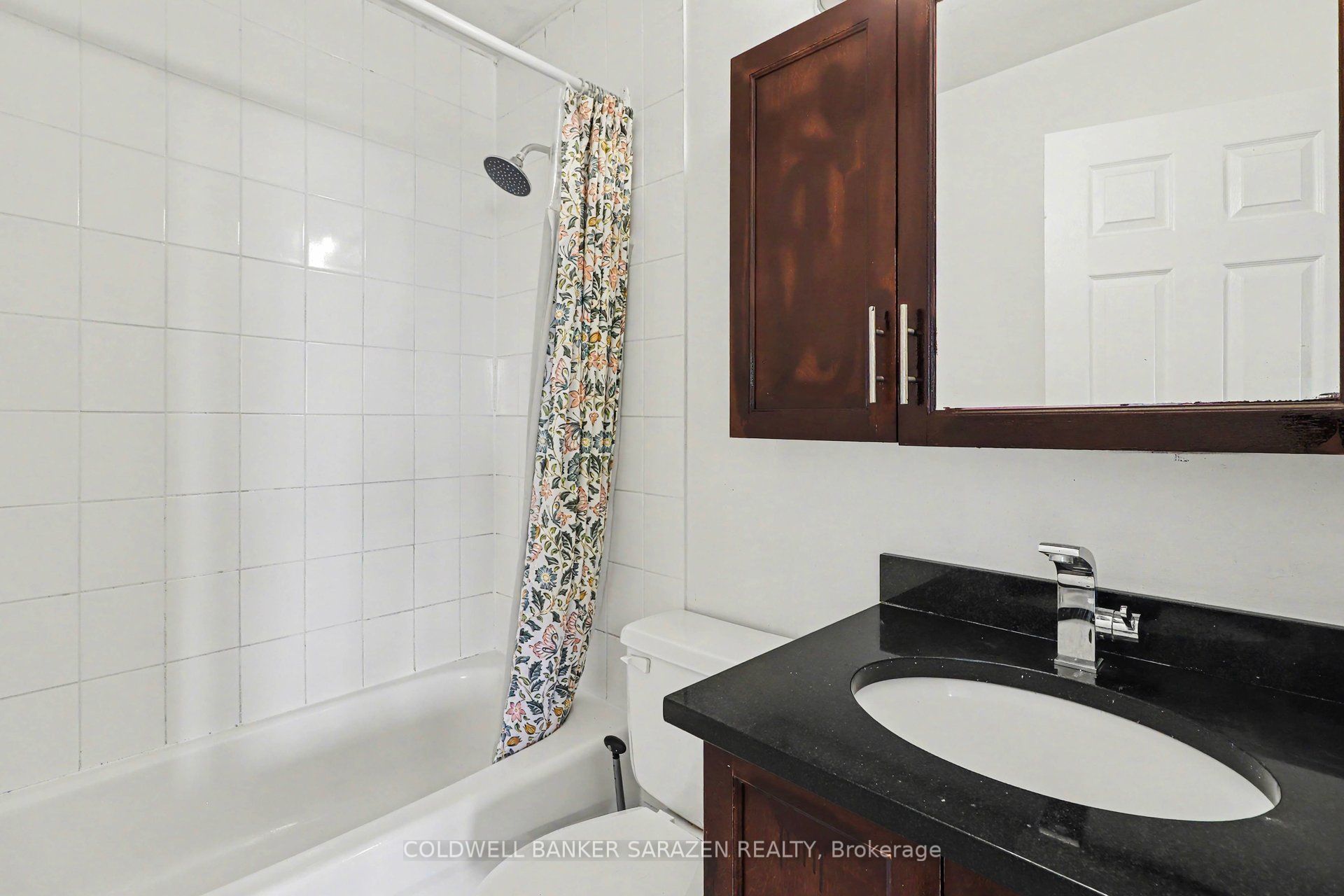 1785 Frobisher Lane 2001 Property Photo 11