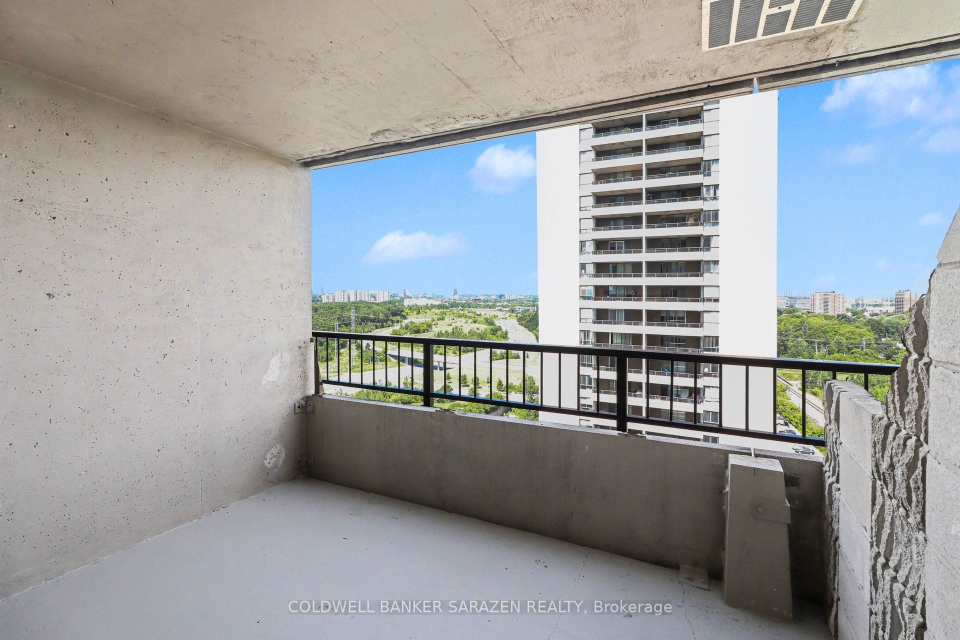 1785 Frobisher Lane 2001 Property Photo 13