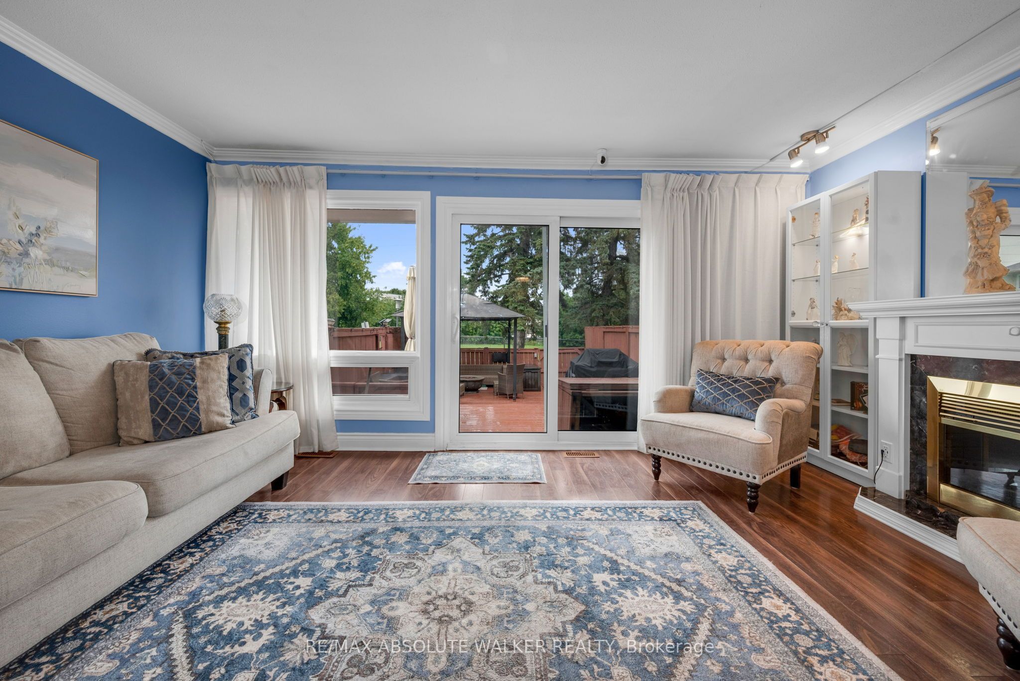 1752 Stonehenge Crescent Property Photo 3