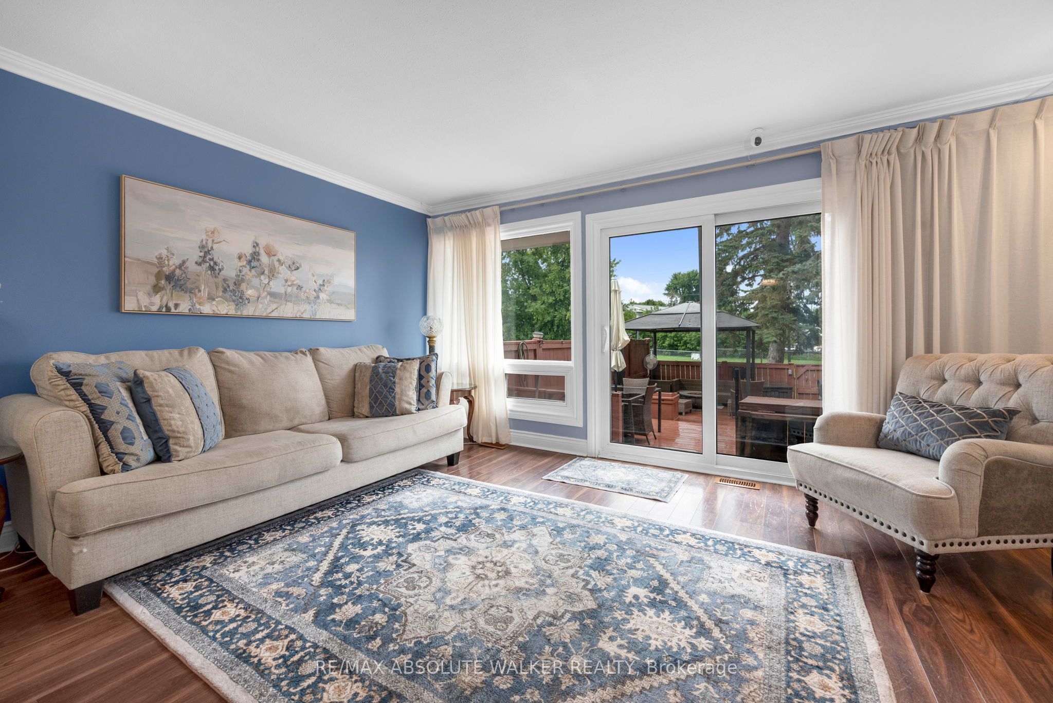 1752 Stonehenge Crescent Property Photo 4