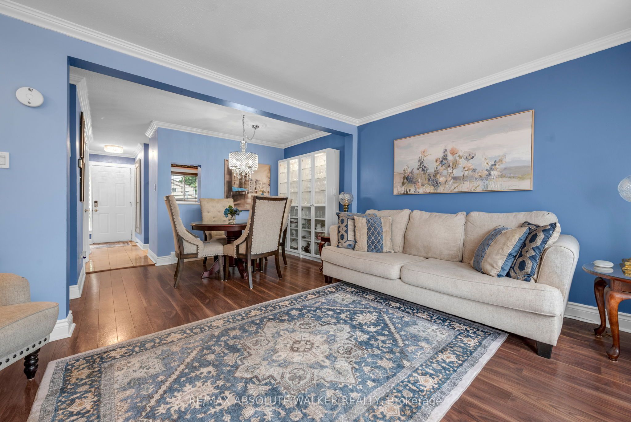 1752 Stonehenge Crescent Property Photo 7