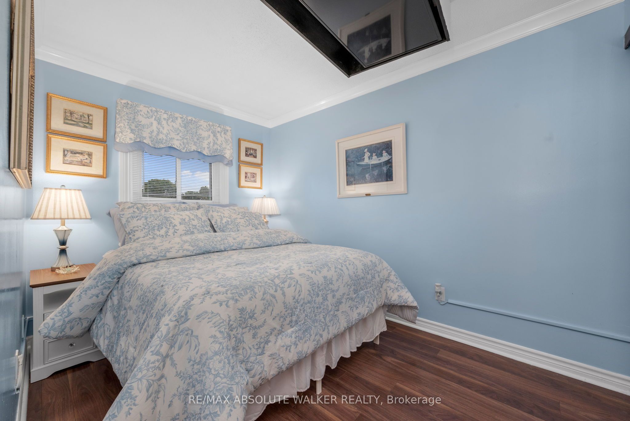 1752 Stonehenge Crescent Property Photo 19