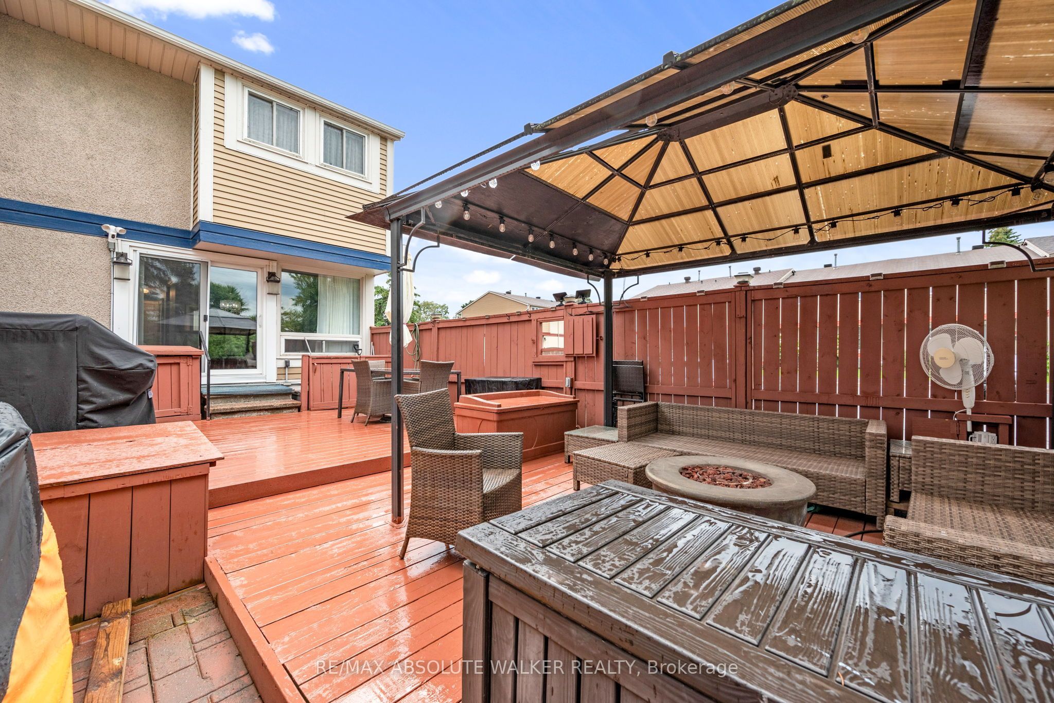 1752 Stonehenge Crescent Property Photo 27