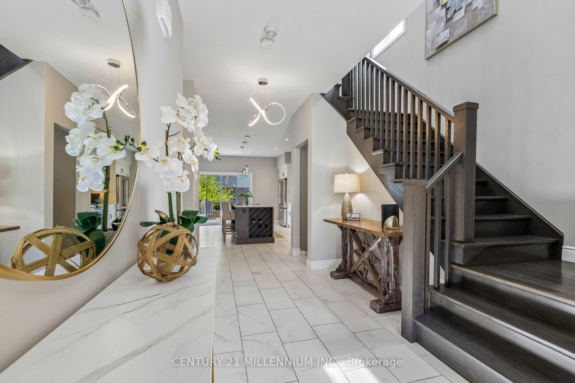 14 Strome Lane Property Photo 6
