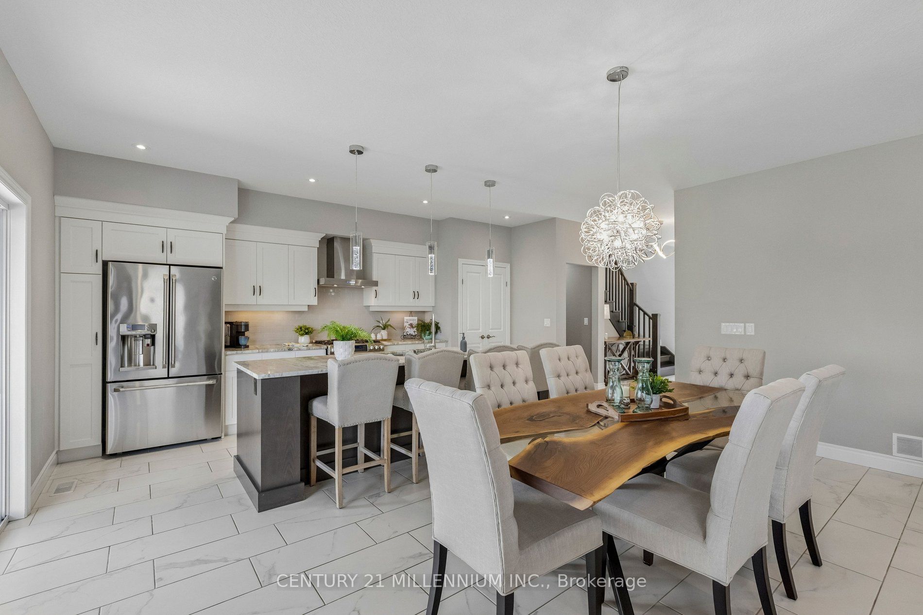 14 Strome Lane Property Photo 15