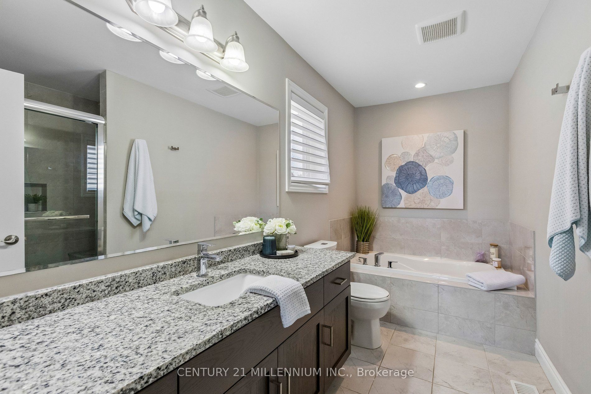 14 Strome Lane Property Photo 25