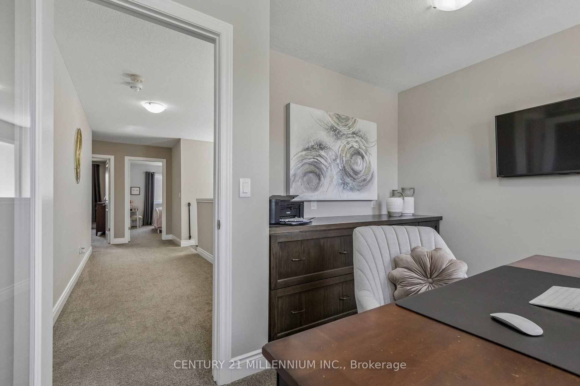 14 Strome Lane Property Photo 28