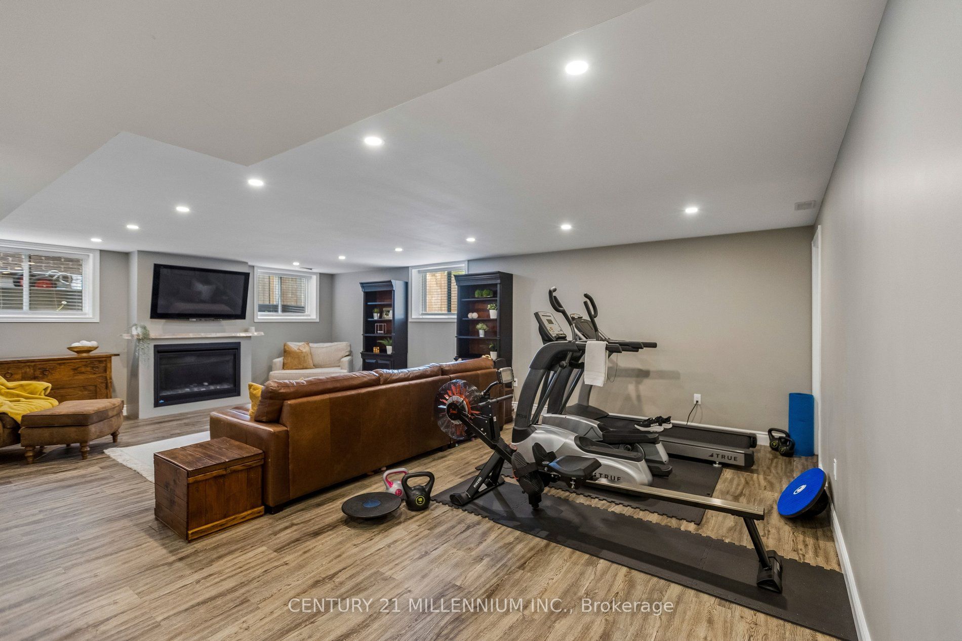 14 Strome Lane Property Photo 38