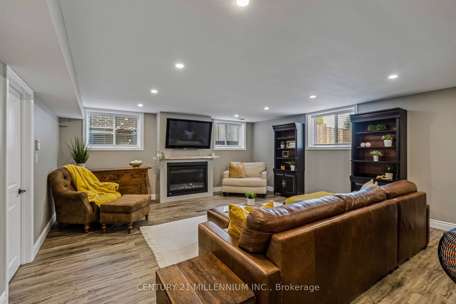 14 Strome Lane Property Photo 39