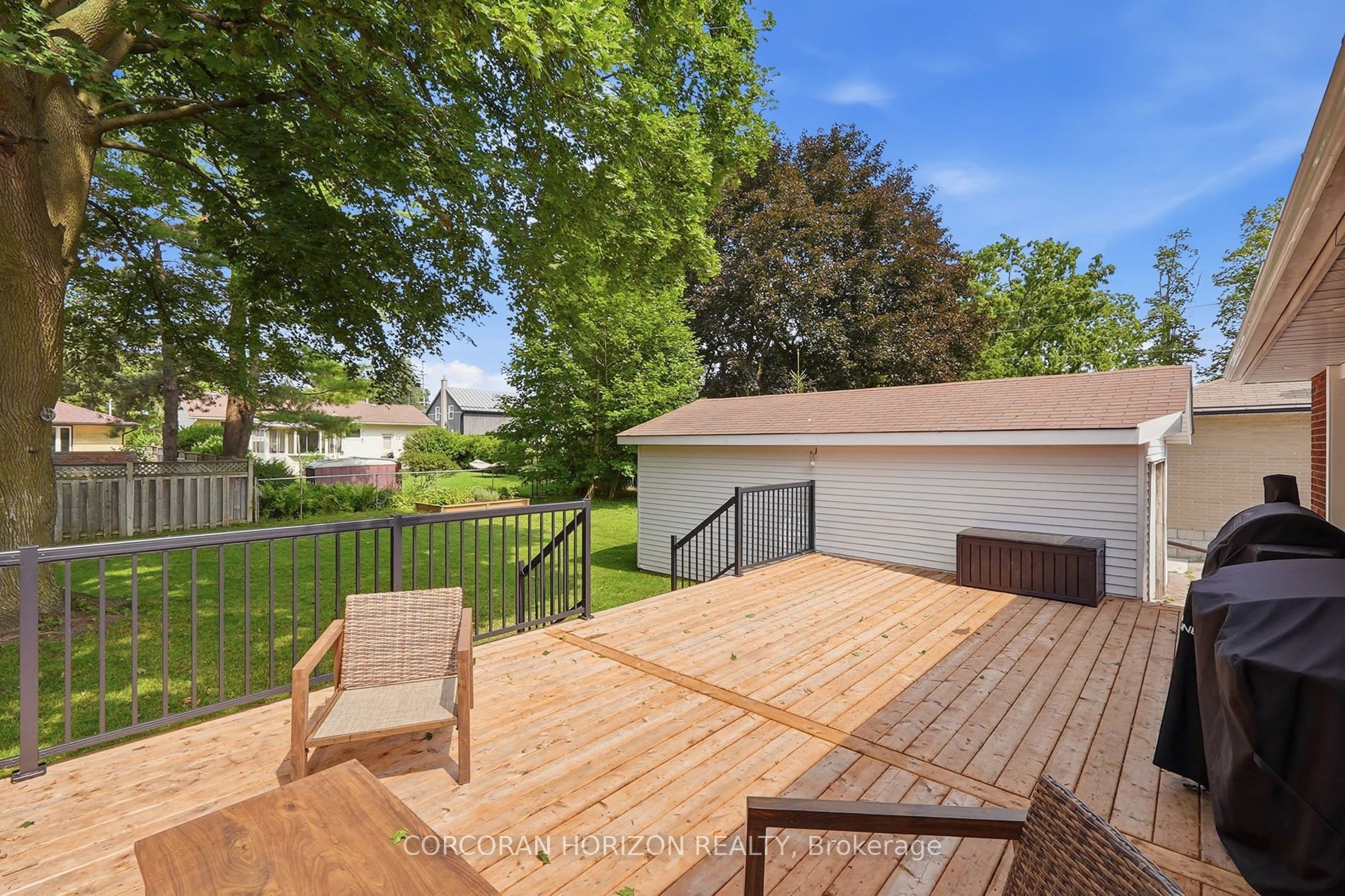 491 St George Street E Property Photo 31