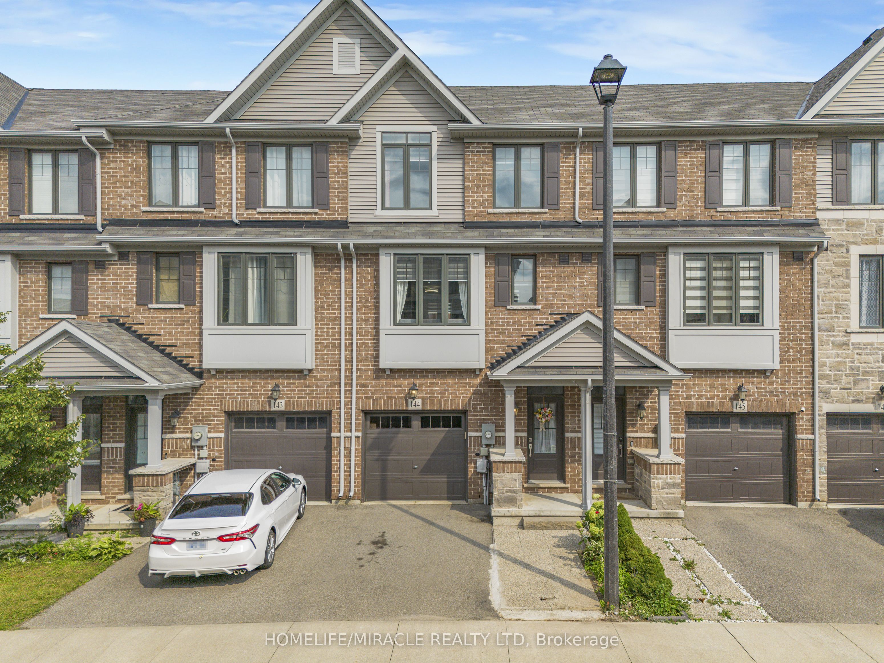 1890 Rymal Road E 144 Property Photo 2