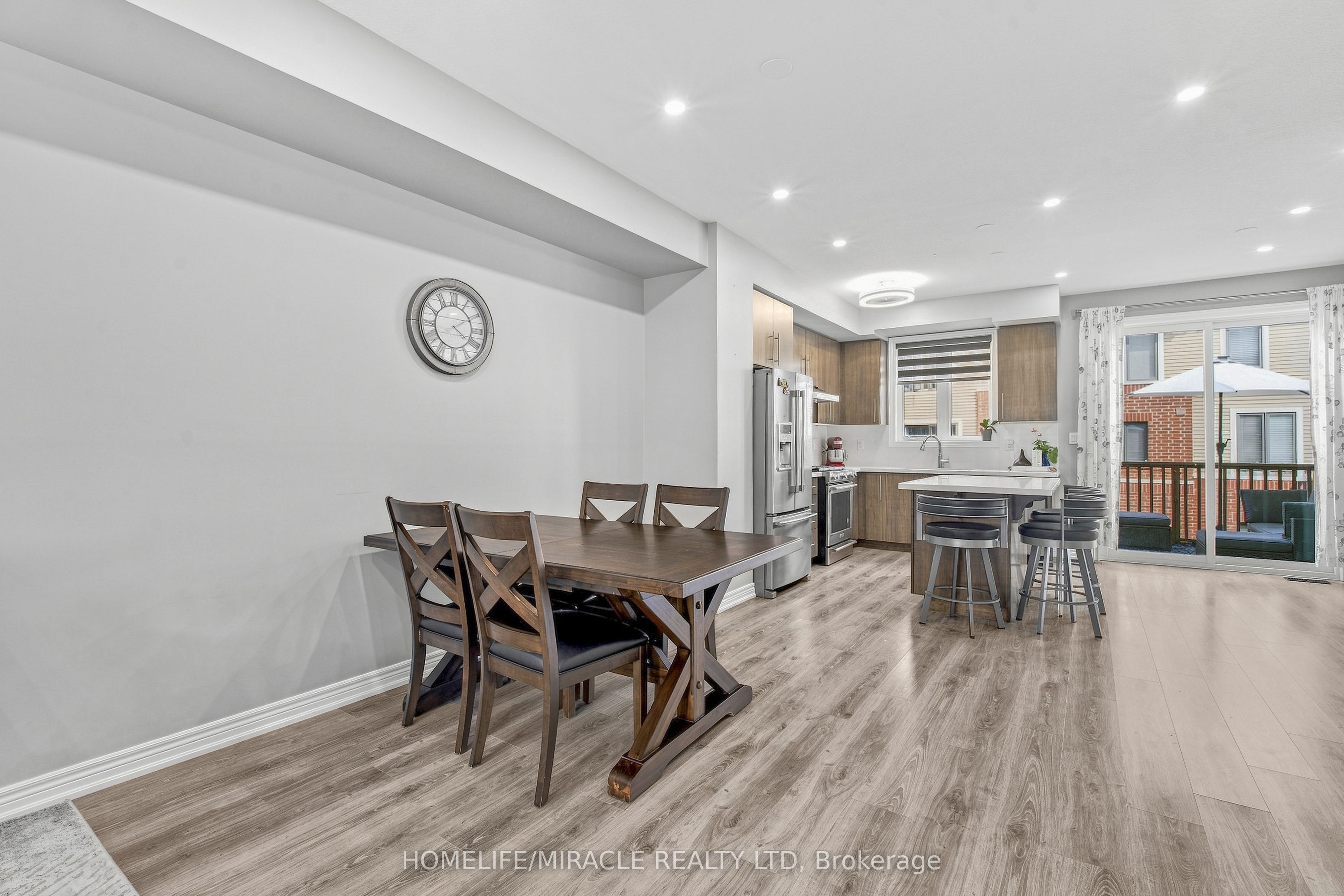 1890 Rymal Road E 144 Property Photo 26
