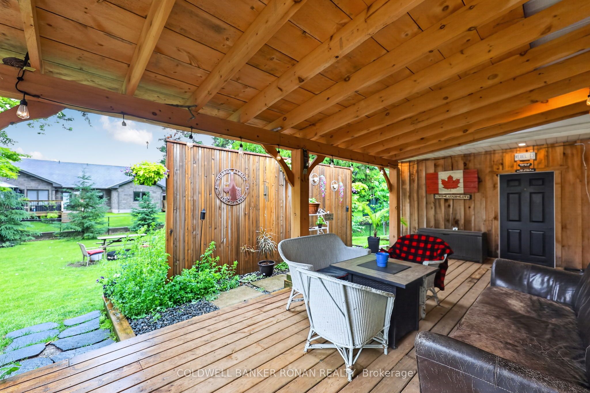 30 King Street N Property Photo 33